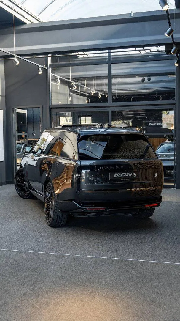 2023 Land Rover Range Rover SV P550e, 25/30