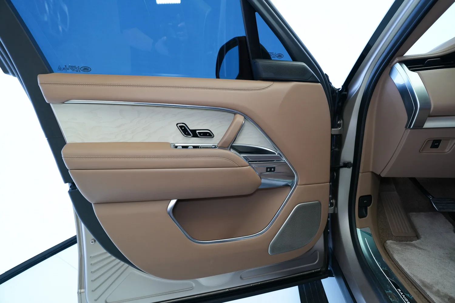 2023 Land Rover Range Rover SV P530 LWB, 7/15