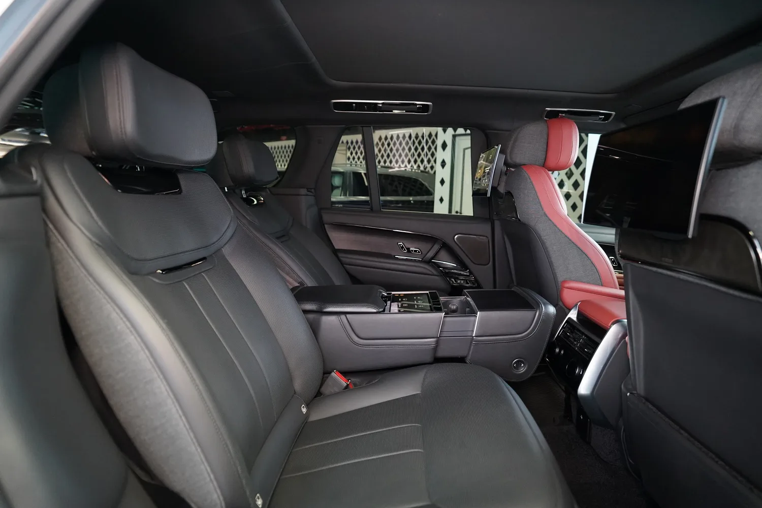 2023 Land Rover Range Rover SV P530, 11/20
