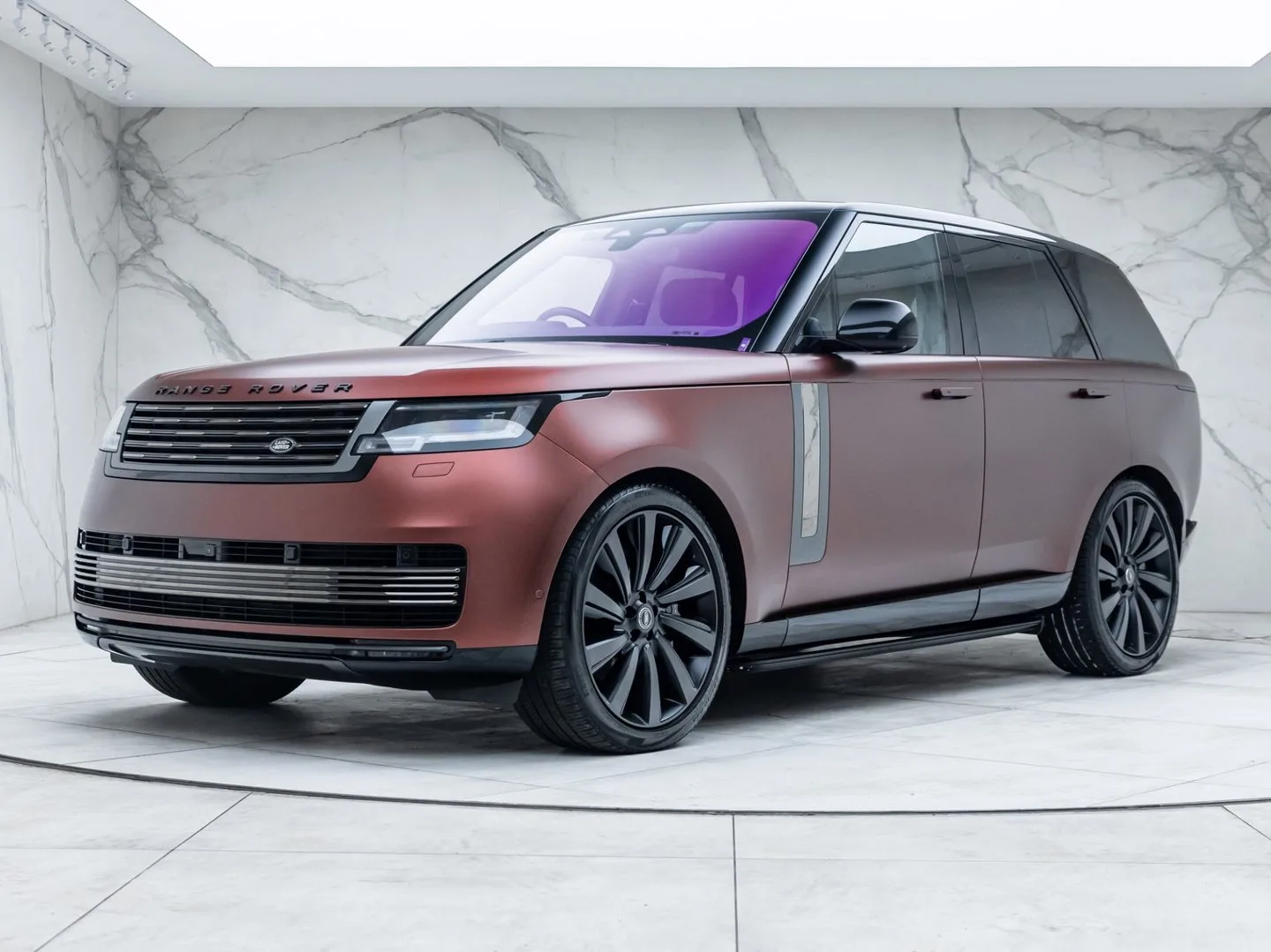 2023 Land Rover Range Rover SV P530 offered by a specialist dealer in Banstead, United Kingdom, main photo