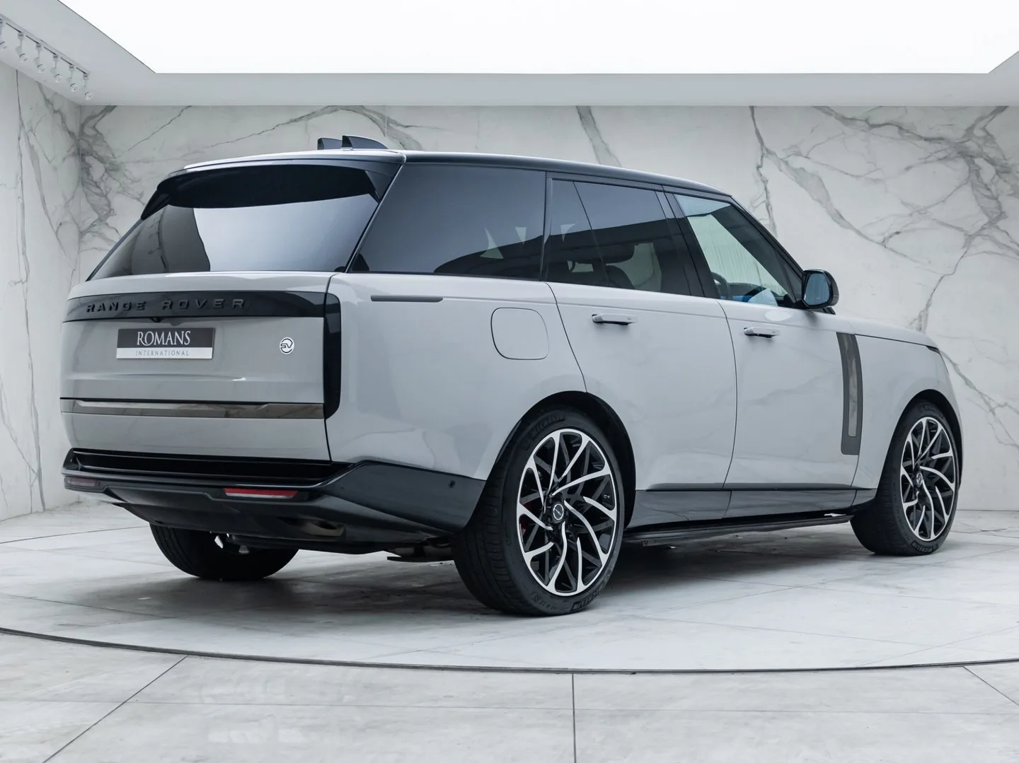 2023 Land Rover Range Rover SV P510e, 14/30