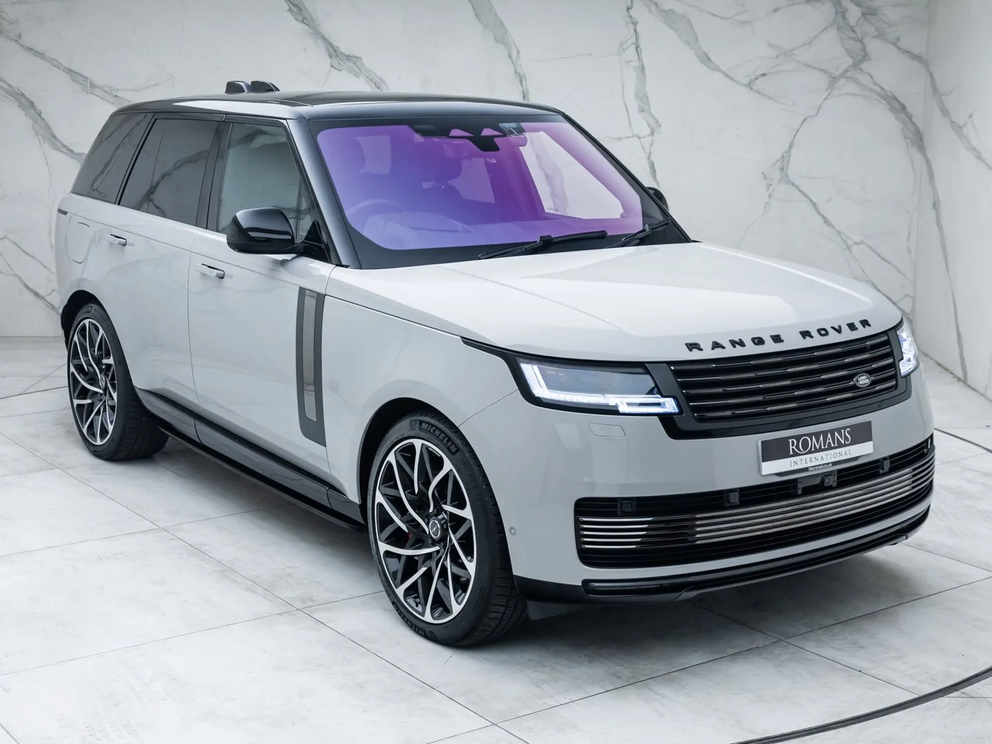 2023 Land Rover Range Rover SV P510e, 16/30