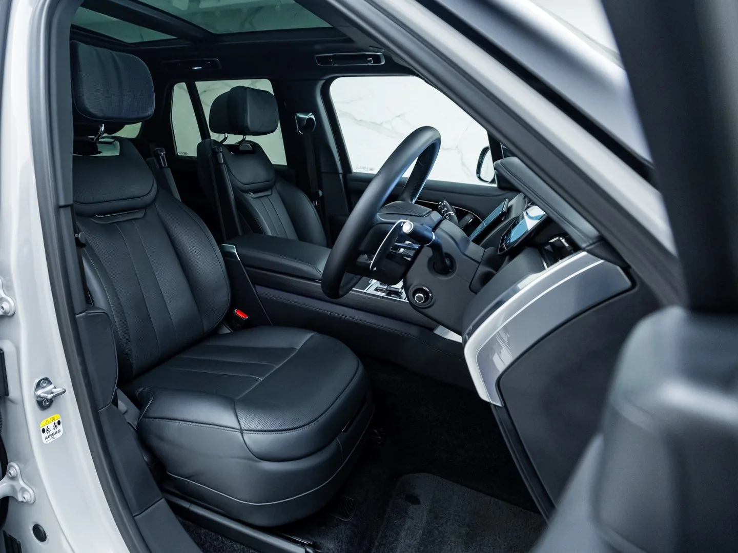 2023 Land Rover Range Rover SV P510e, 29/30