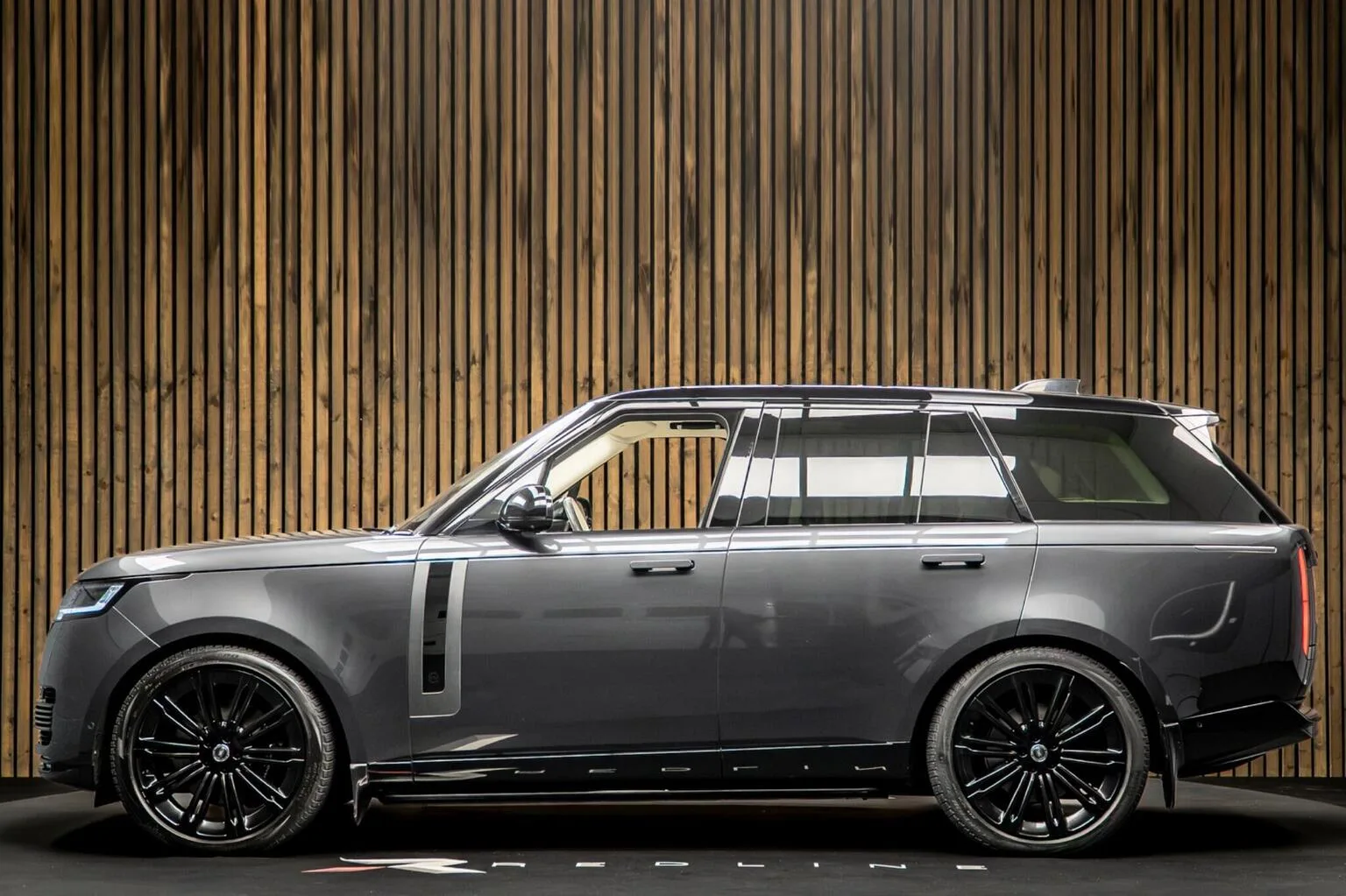 2023 Land Rover Range Rover SV P530, 7/30