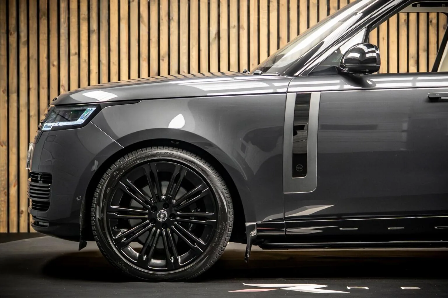 2023 Land Rover Range Rover SV P530, 8/30