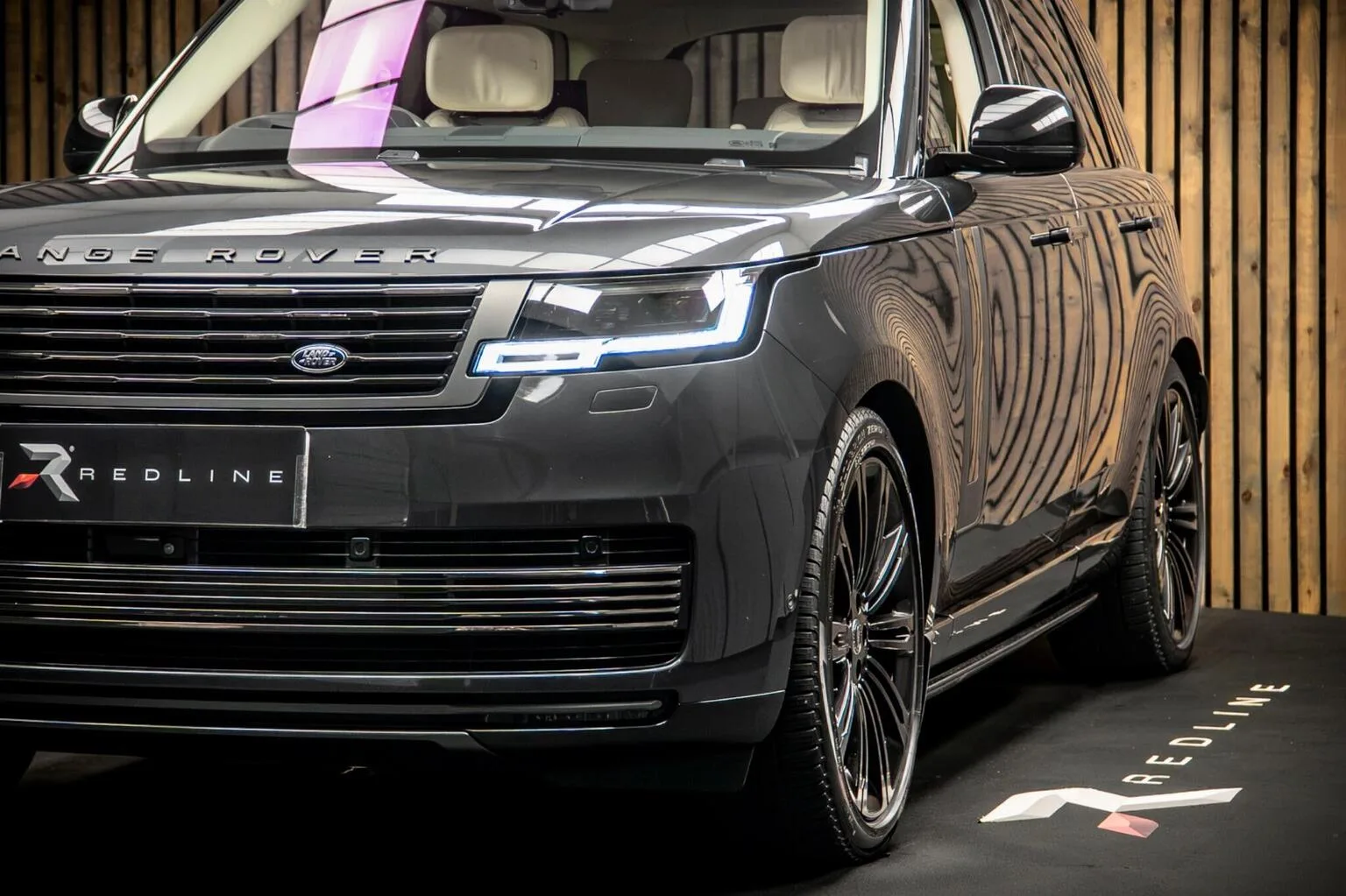 2023 Land Rover Range Rover SV P530, 12/30