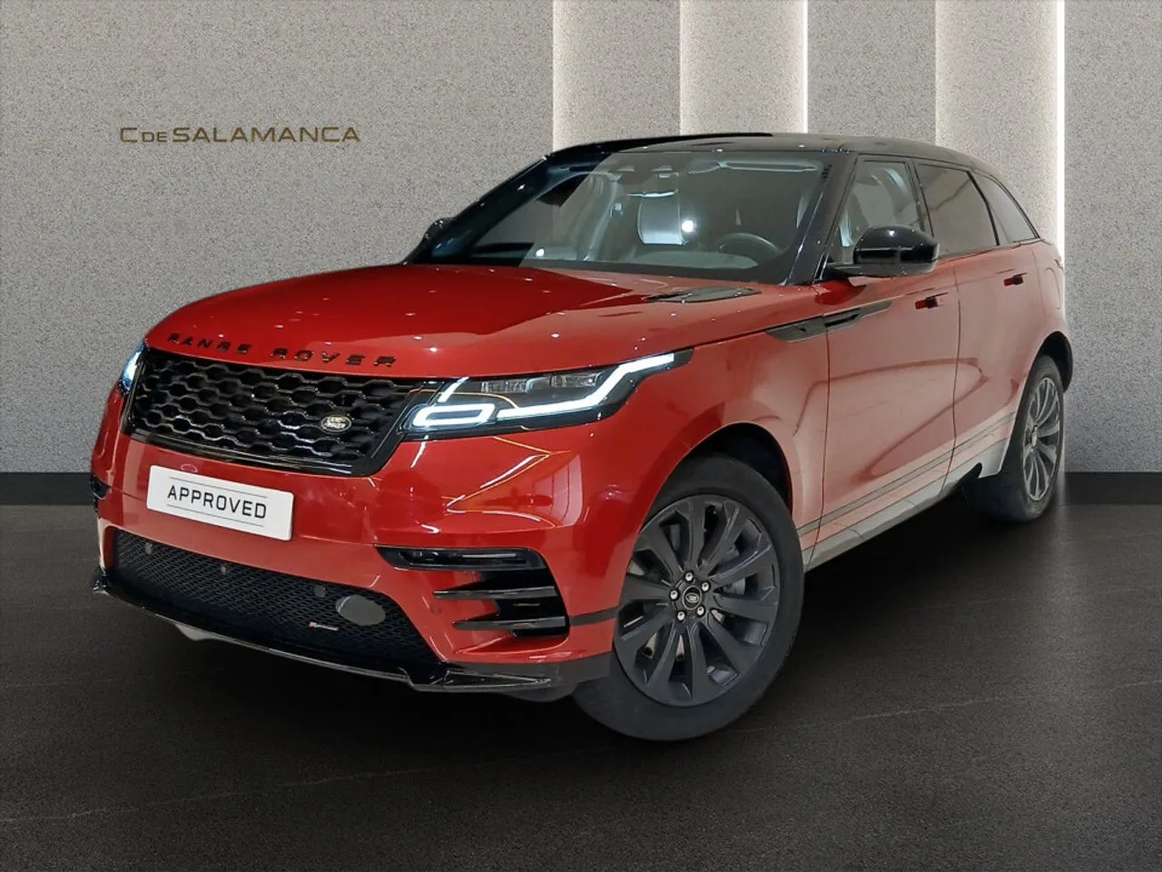 2023 Land Rover Range Rover Velar angeboten von einem Fachhändler in Madrid, Hauptfoto