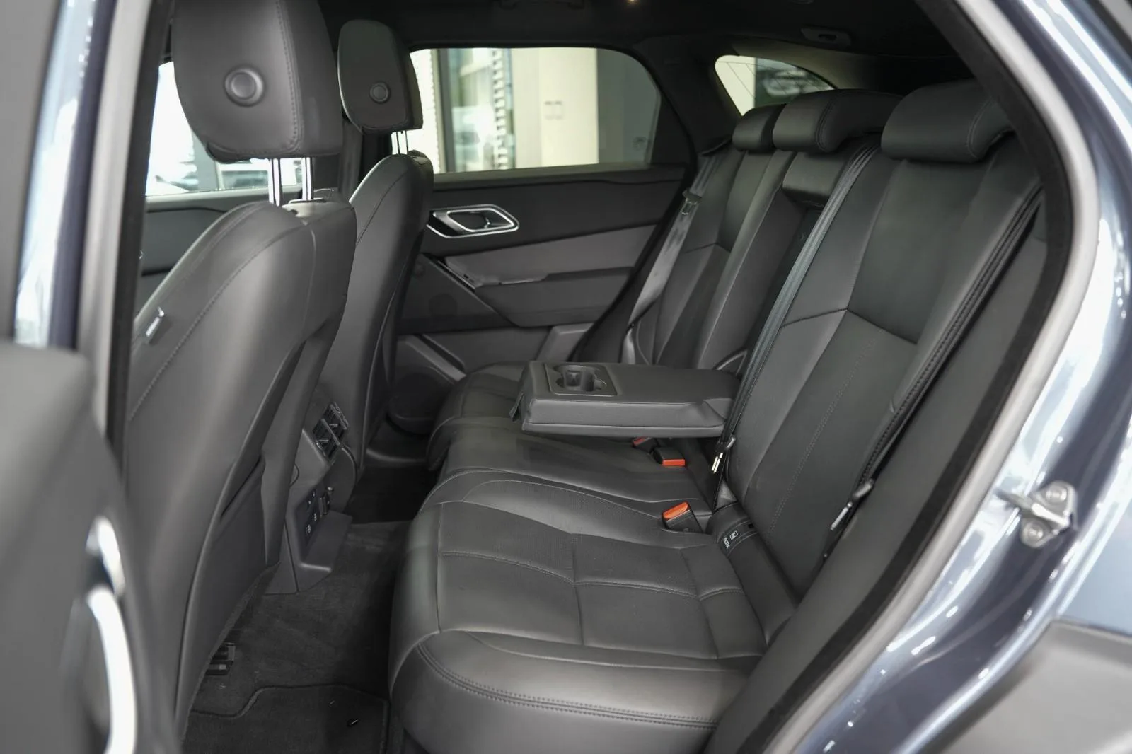 2023 Land Rover Range Rover Velar Dynamic SE, 11/20