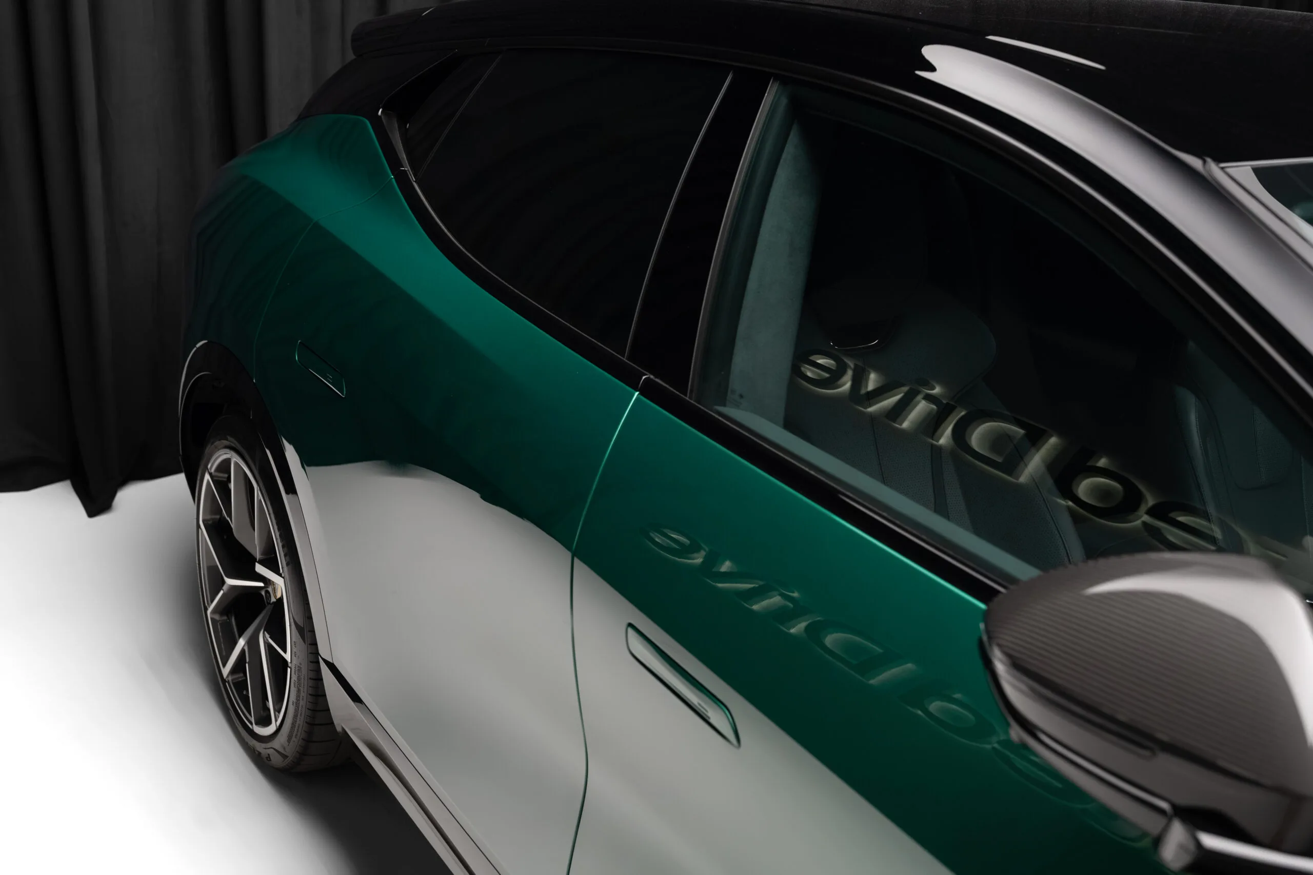 2023 Lotus Eletre R, 4/30