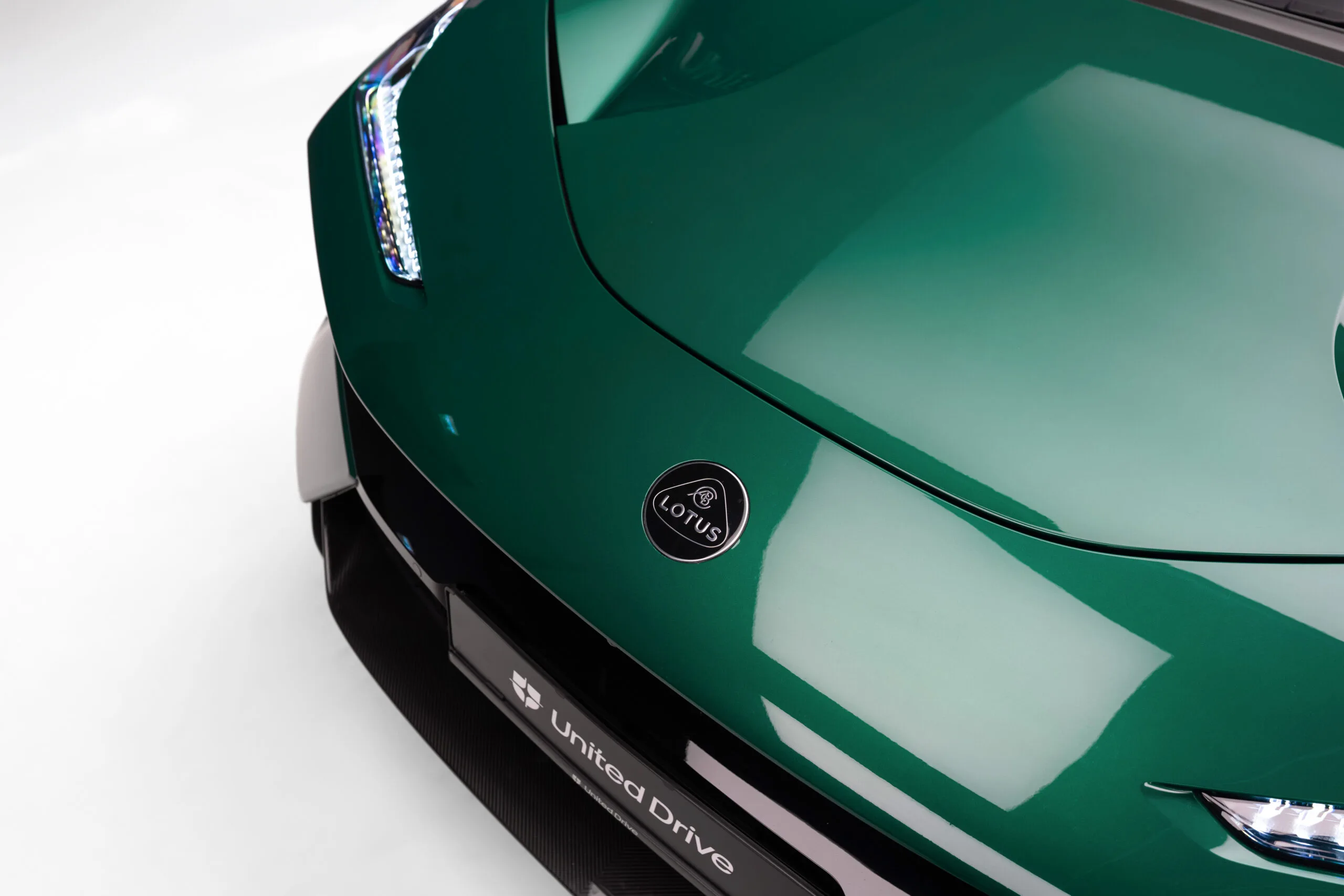 2023 Lotus Eletre R, 6/30