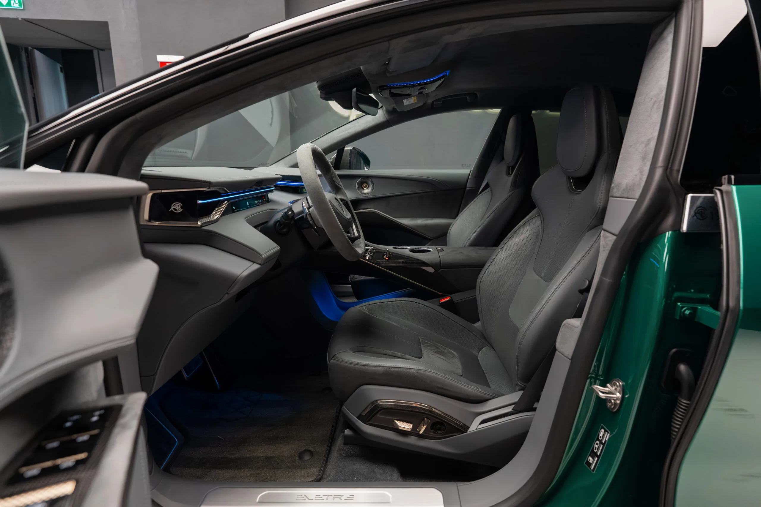 2023 Lotus Eletre R, 17/30