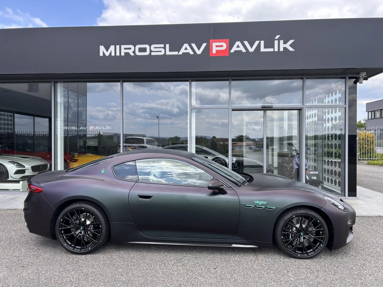 2023 Maserati GranTurismo Trofeo offered by a specialist dealer in Písek, Czechia, photo 4 of 32