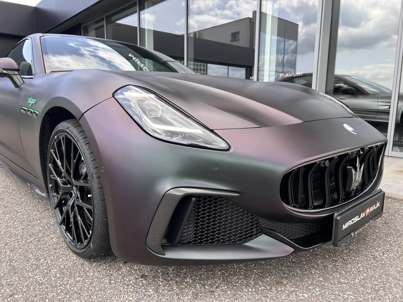 2023 Maserati GranTurismo Trofeo offered by a specialist dealer in Písek, Czechia, photo 12 of 32