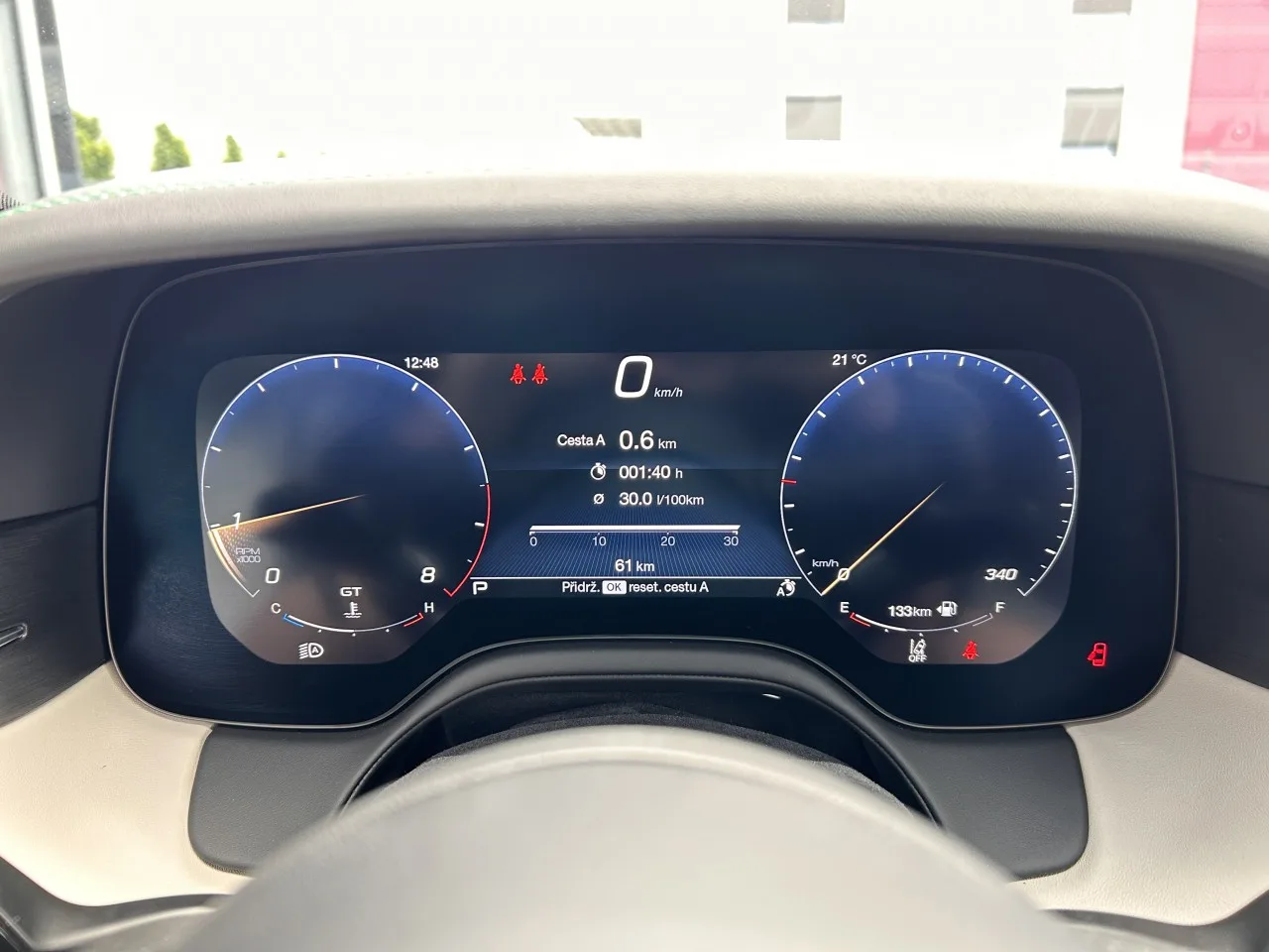 2023 Maserati GranTurismo Trofeo offered by a specialist dealer in Písek, Czechia, photo 25 of 32