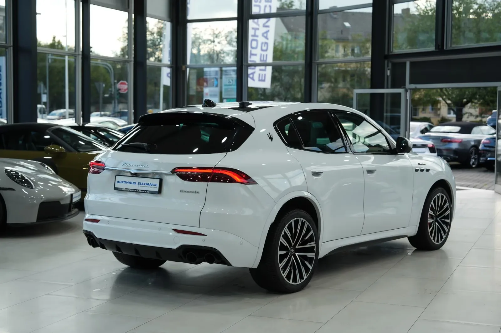 2023 Maserati Grecale Modena, 2/30