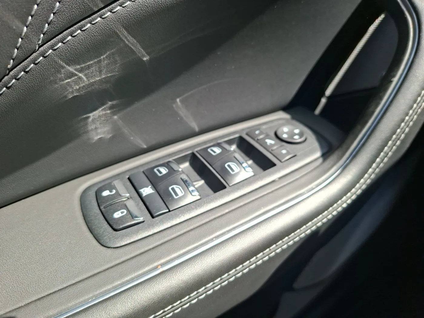 2023 Maserati Levante Trofeo angeboten von einem Fachhändler in Singen, Deutschland, Foto 10 von 15