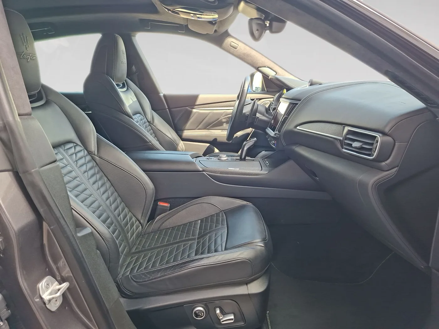2023 Maserati Levante Trofeo angeboten von einem Fachhändler in Singen, Deutschland, Foto 12 von 15