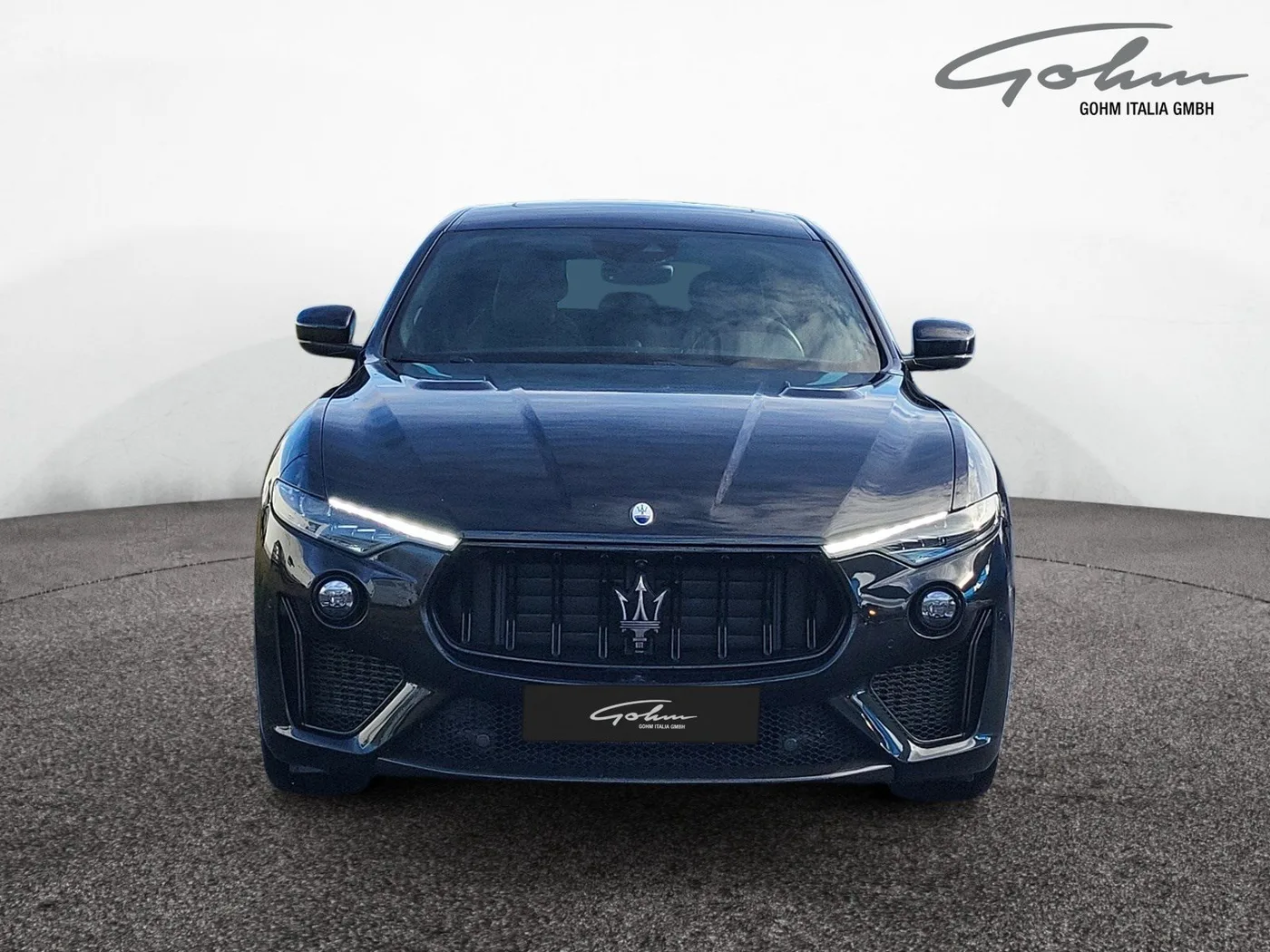 2023 Maserati Levante Trofeo proposée par un concessionnaire spécialisé à Singen, Allemagne, photo 3 sur 14