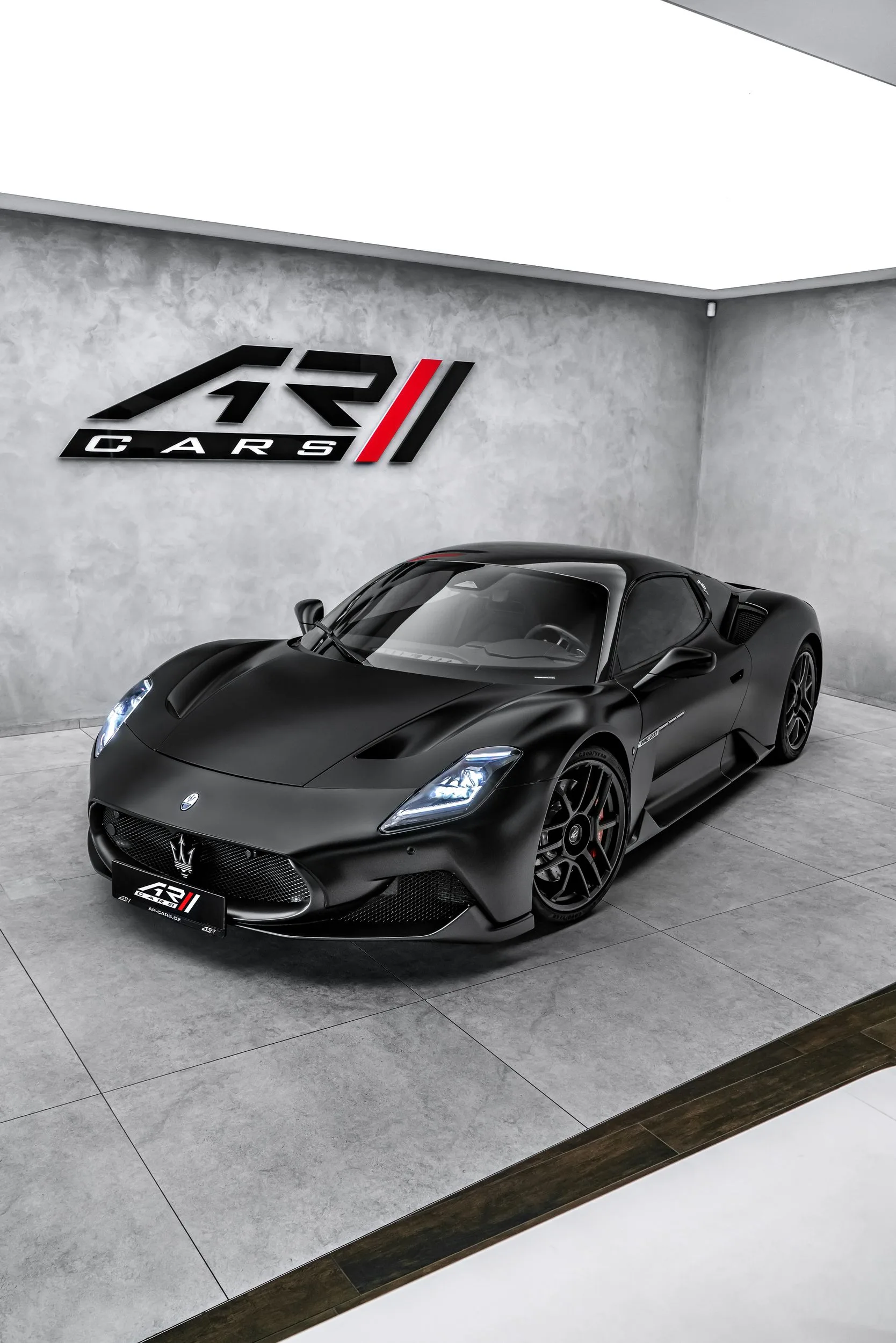 2023 Maserati MC20, 8/25