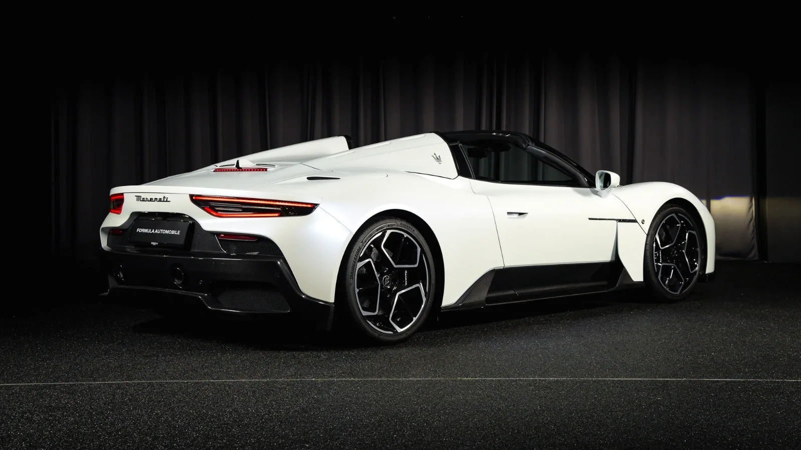 2023 Maserati MC20 Cielo offered by a specialist dealer in Kongens Lyngby, Denmark, main photo