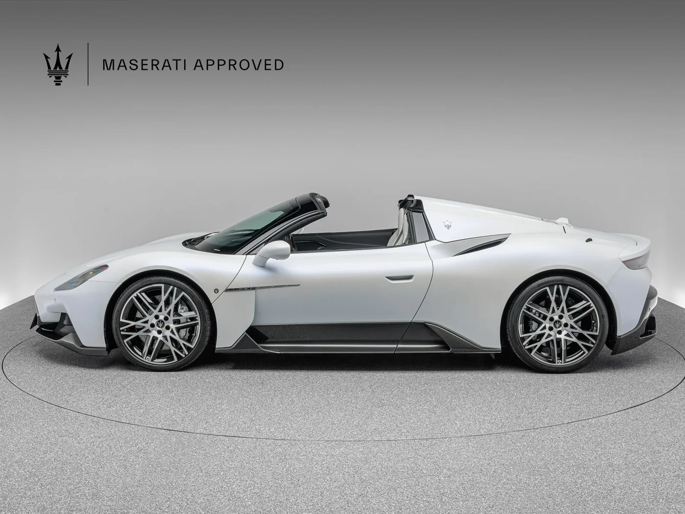 2023 Maserati MC20 Cielo proposée par un concessionnaire spécialisé à Böblingen, Allemagne, photo 4 sur 15