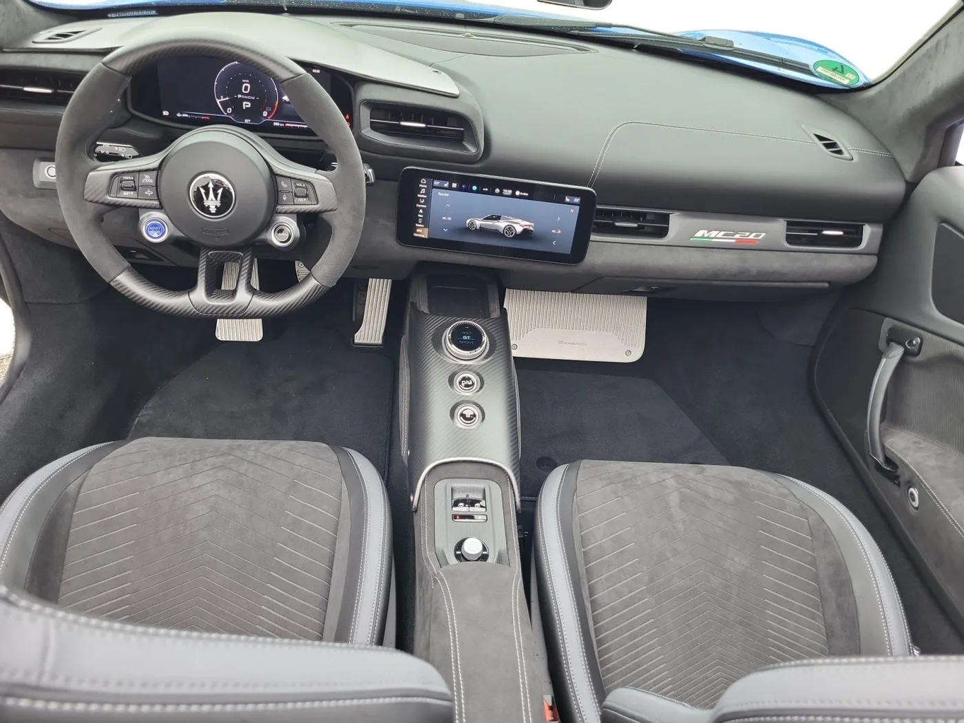 2023 Maserati MC20 Cielo proposée par un concessionnaire spécialisé à Singen, Allemagne, photo 9 sur 15