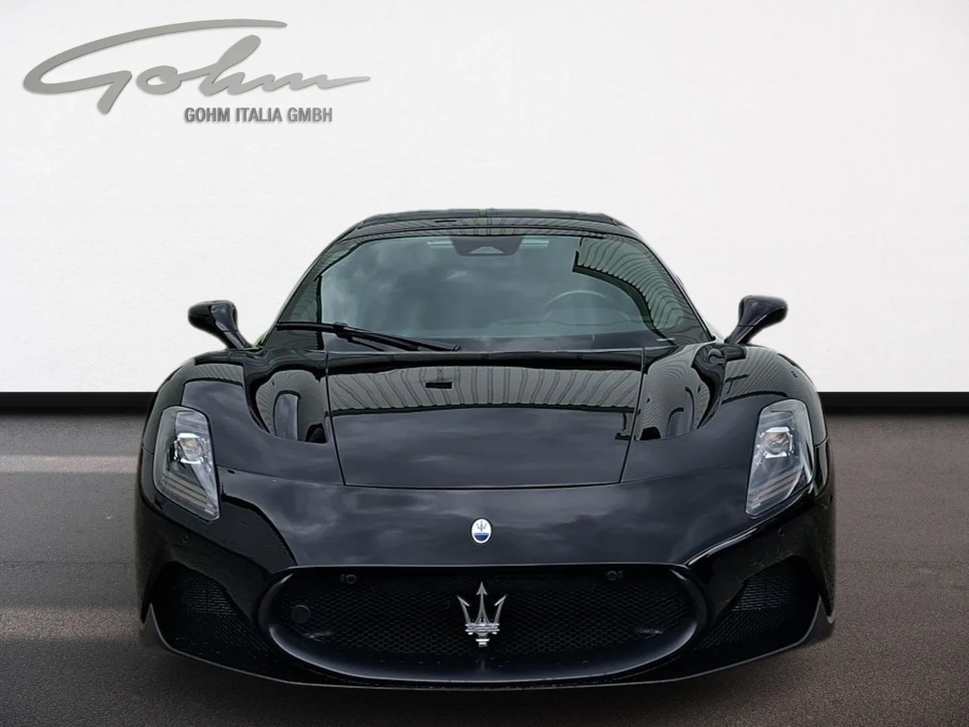 2023 Maserati MC20 Cielo proposée par un concessionnaire spécialisé à Singen, Allemagne, photo 3 sur 15