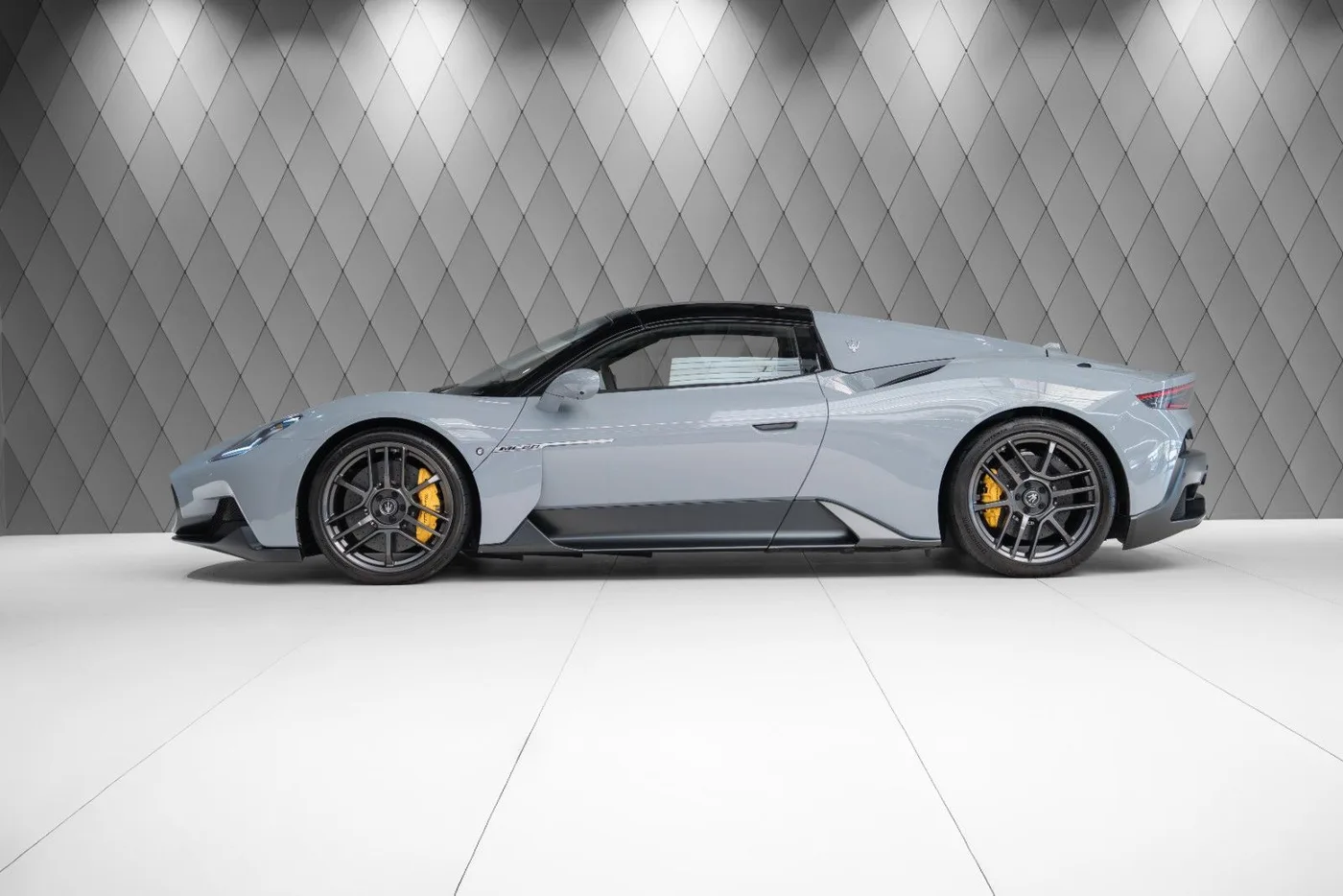 2023 Maserati MC20 Cielo proposée par un spécialiste de la supercar à Schenefeld, Allemagne, photo 4 sur 25