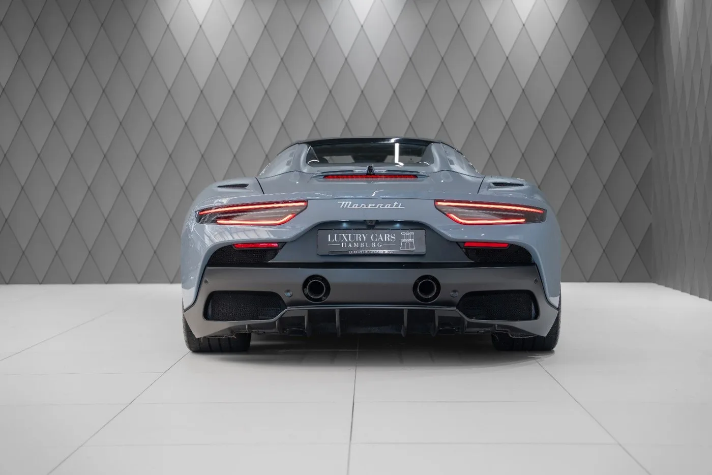 2023 Maserati MC20 Cielo proposée par un spécialiste de la supercar à Schenefeld, Allemagne, photo 6 sur 25