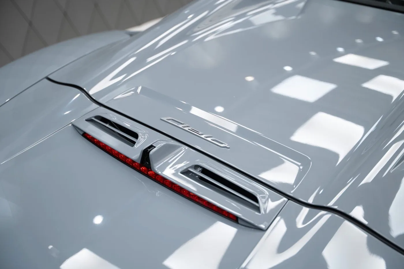 2023 Maserati MC20 Cielo proposée par un spécialiste de la supercar à Schenefeld, Allemagne, photo 10 sur 25
