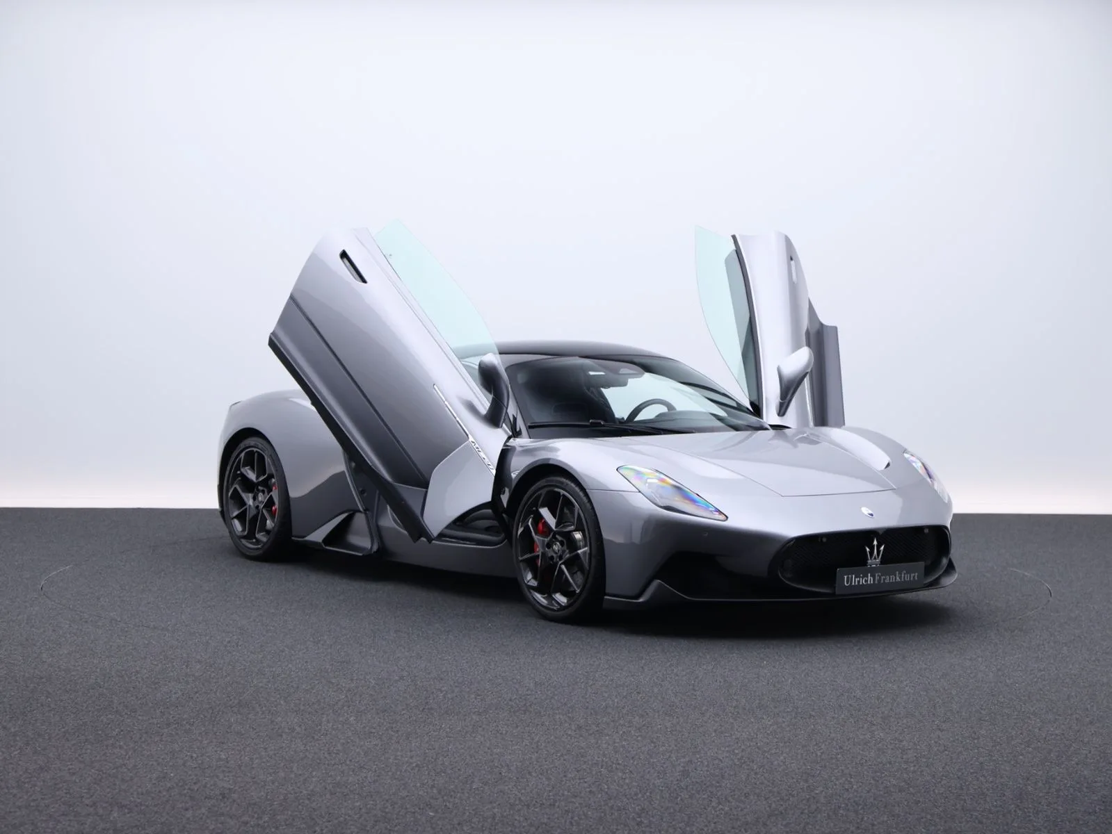 2023 Maserati MC20, 4/30