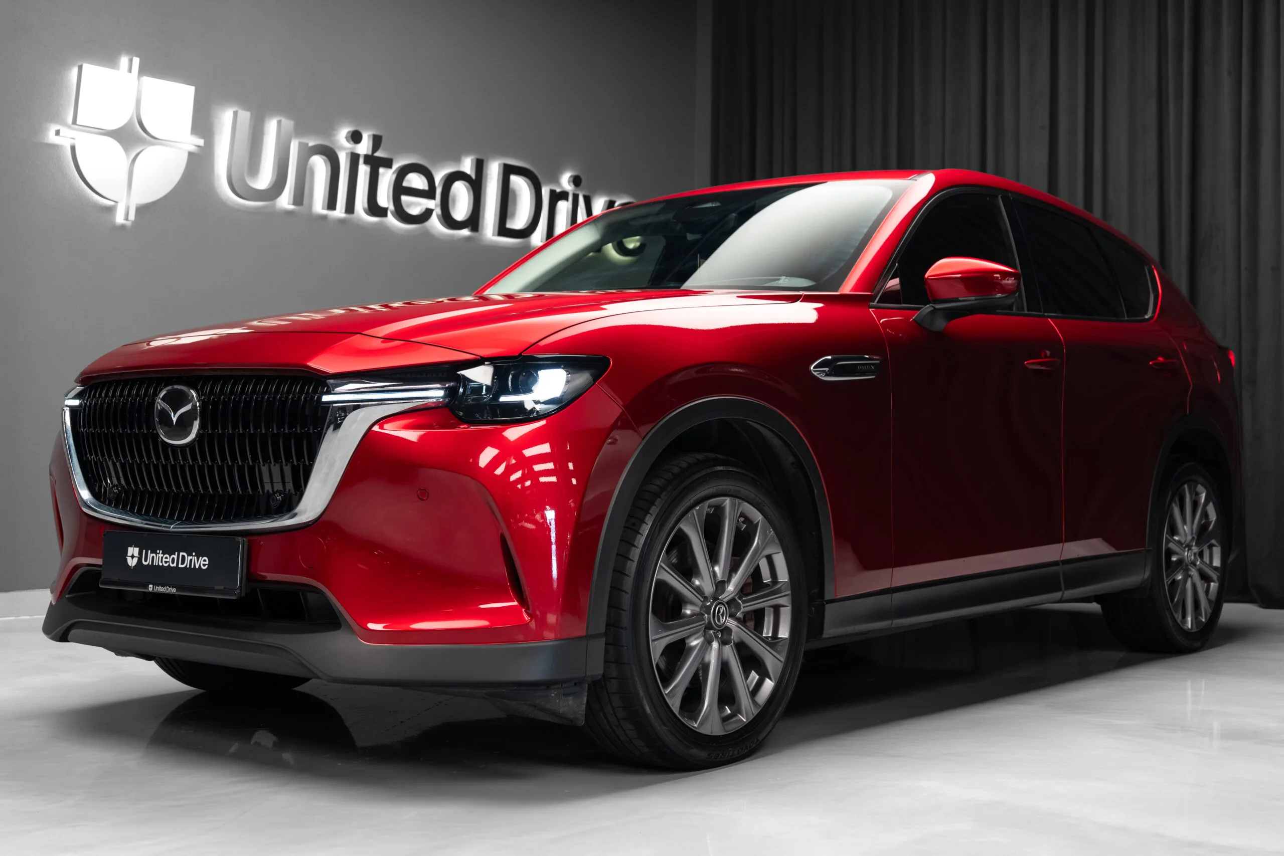2023 Mazda CX-60 e-Skyactiv PHEV angeboten von einem Fachhändler in Voluntari, Rumänien, Hauptfoto