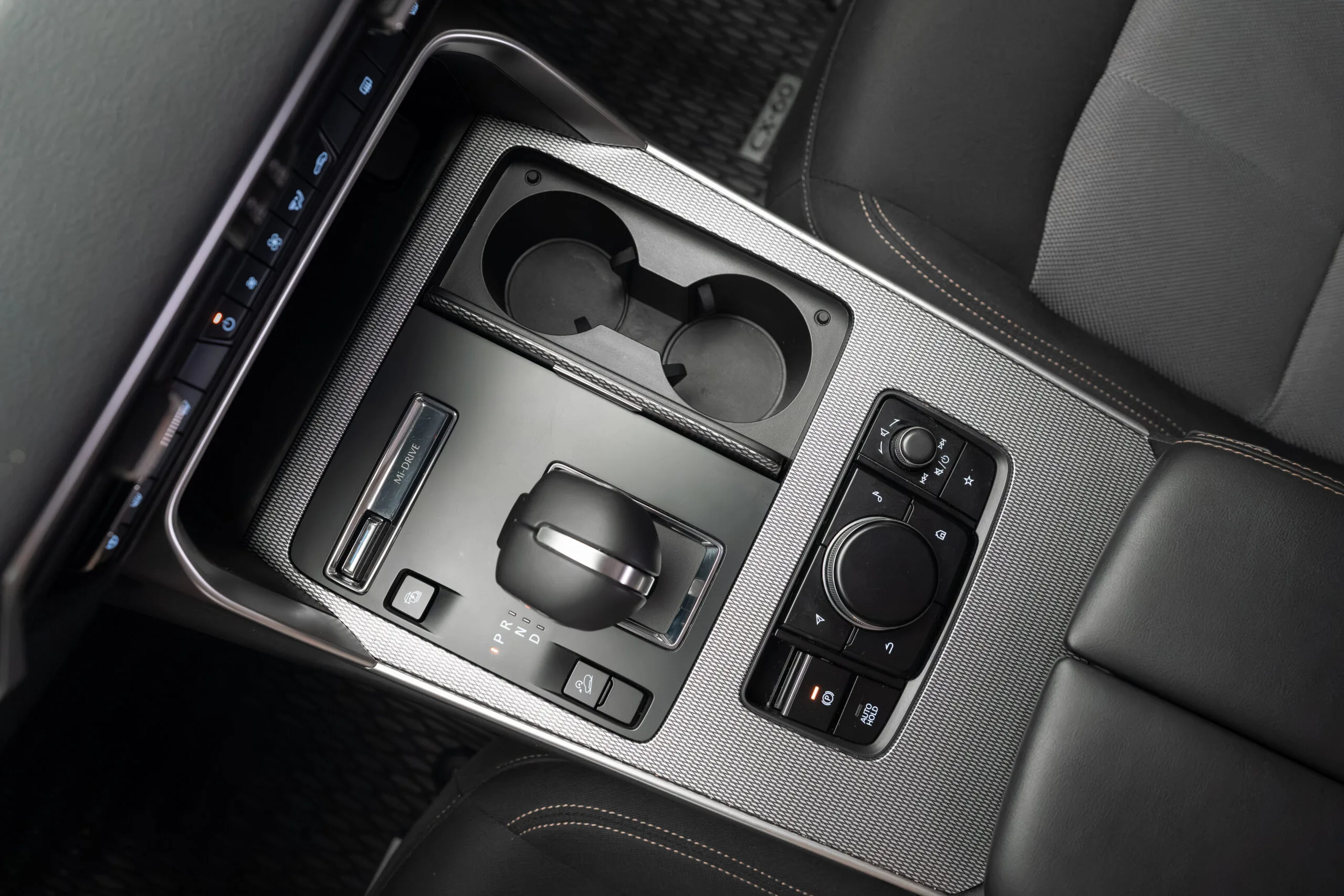 2023 Mazda CX-60 e-Skyactiv PHEV, 17/30