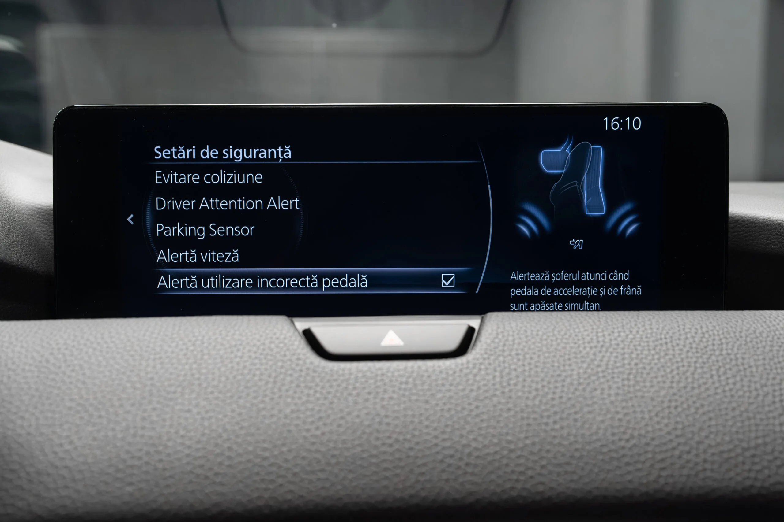 2023 Mazda CX-60 e-Skyactiv PHEV, 23/30