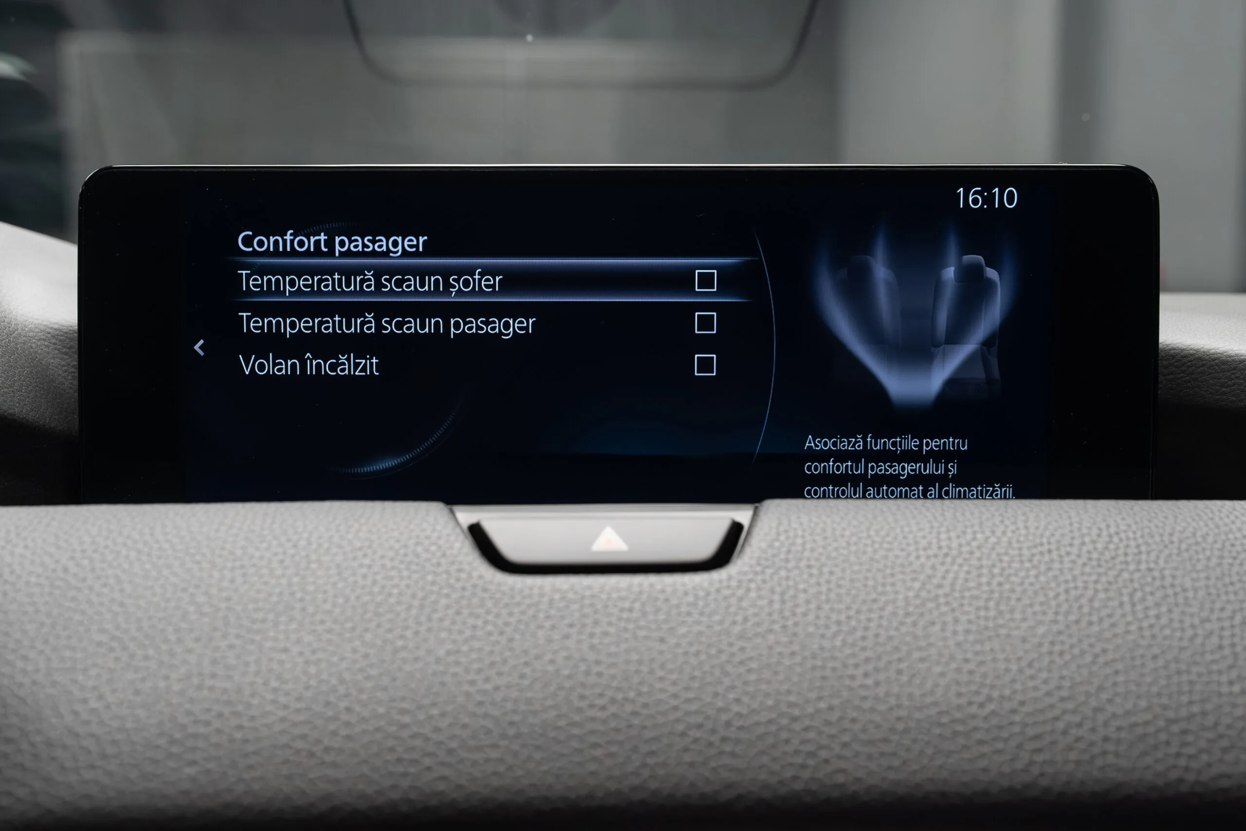 2023 Mazda CX-60 e-Skyactiv PHEV, 27/30