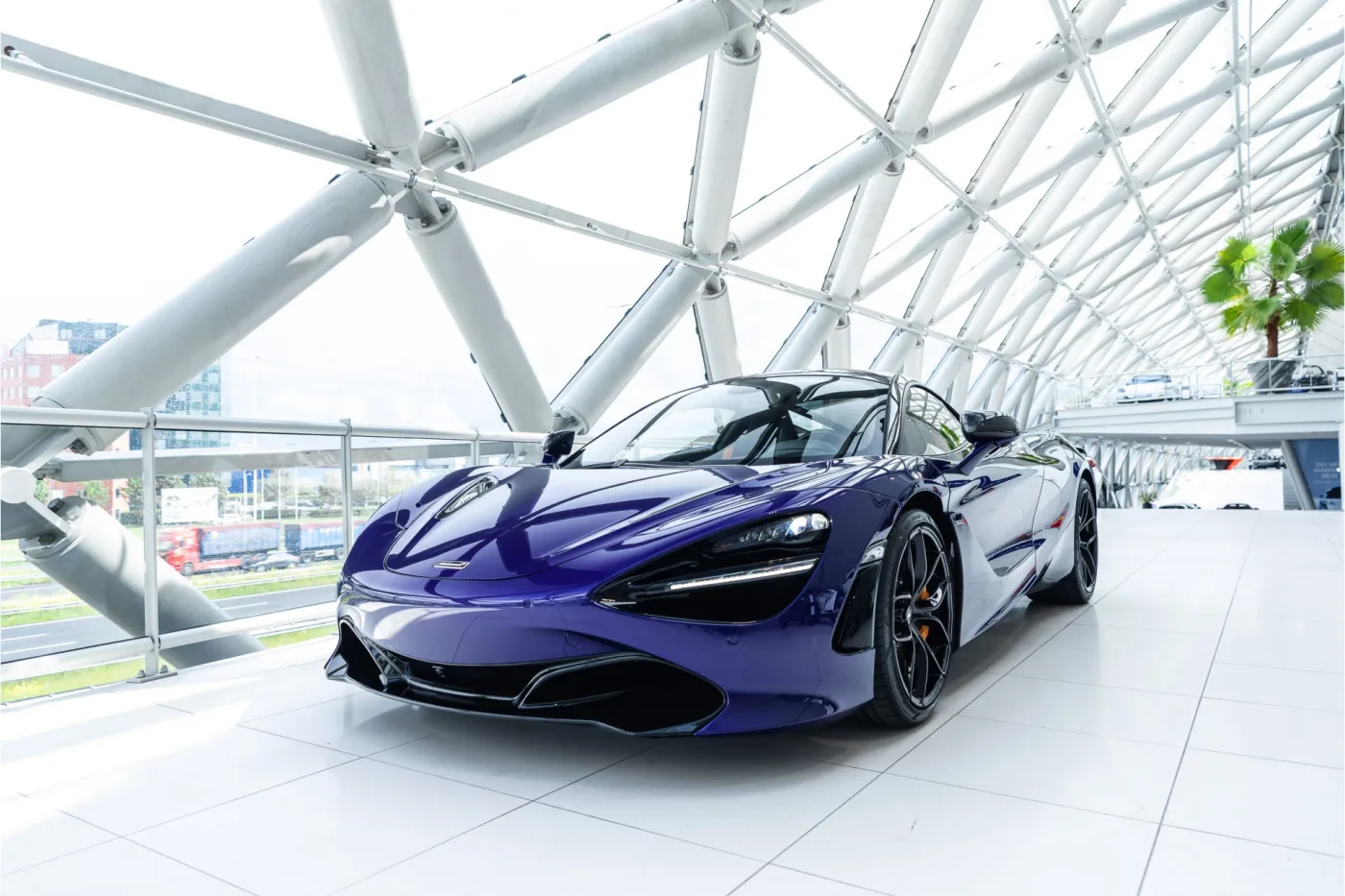 2023 McLaren 720S Performance angeboten von einem offiziellen McLaren und Morgan-Vertragshändler in Utrecht, Niederlande, Foto 24 von 25