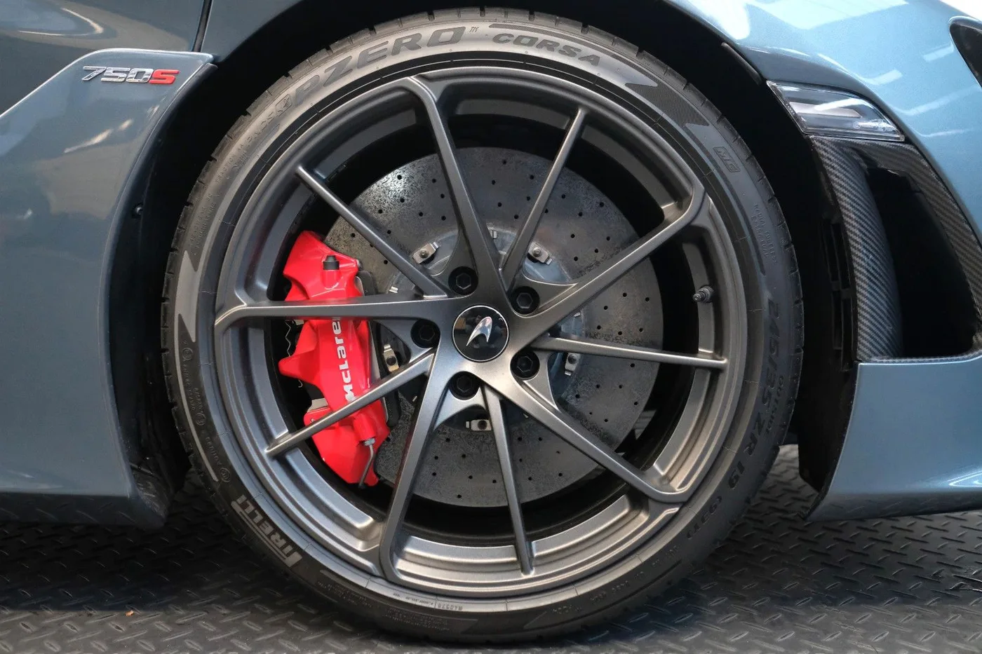 2023 McLaren 750S angeboten von einem Fachhändler in Nuremberg, Deutschland, Foto 12 von 15