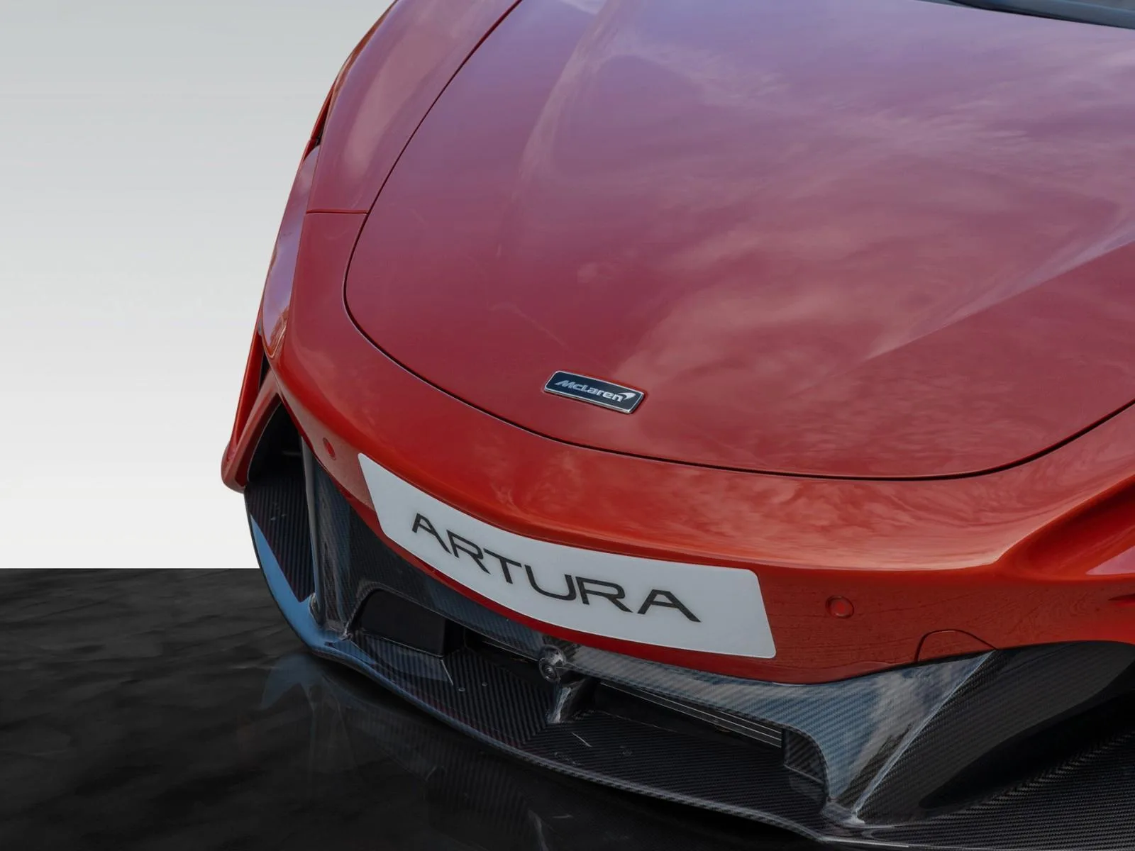2023 McLaren Artura, 11/28