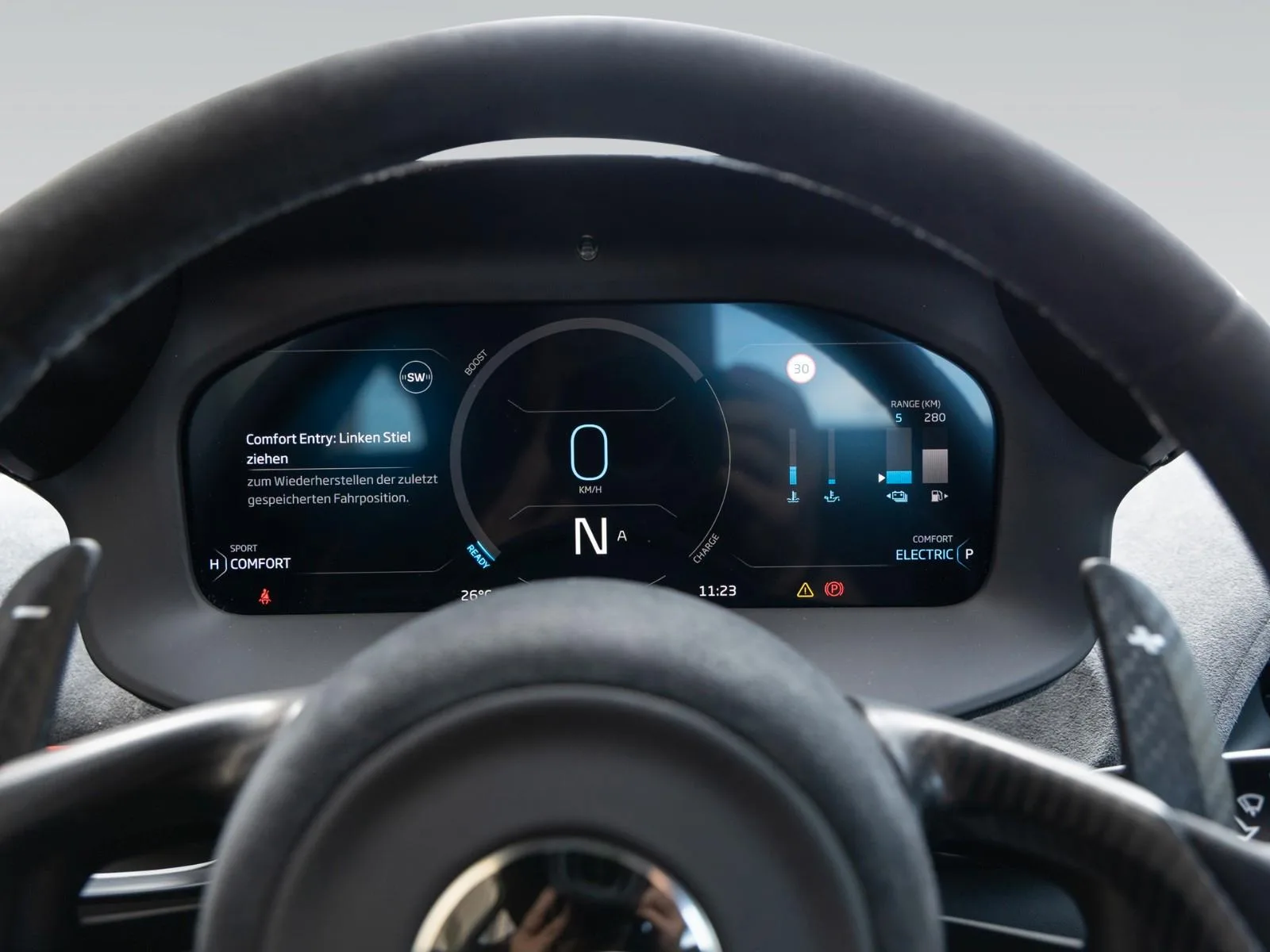 2023 McLaren Artura, 18/28