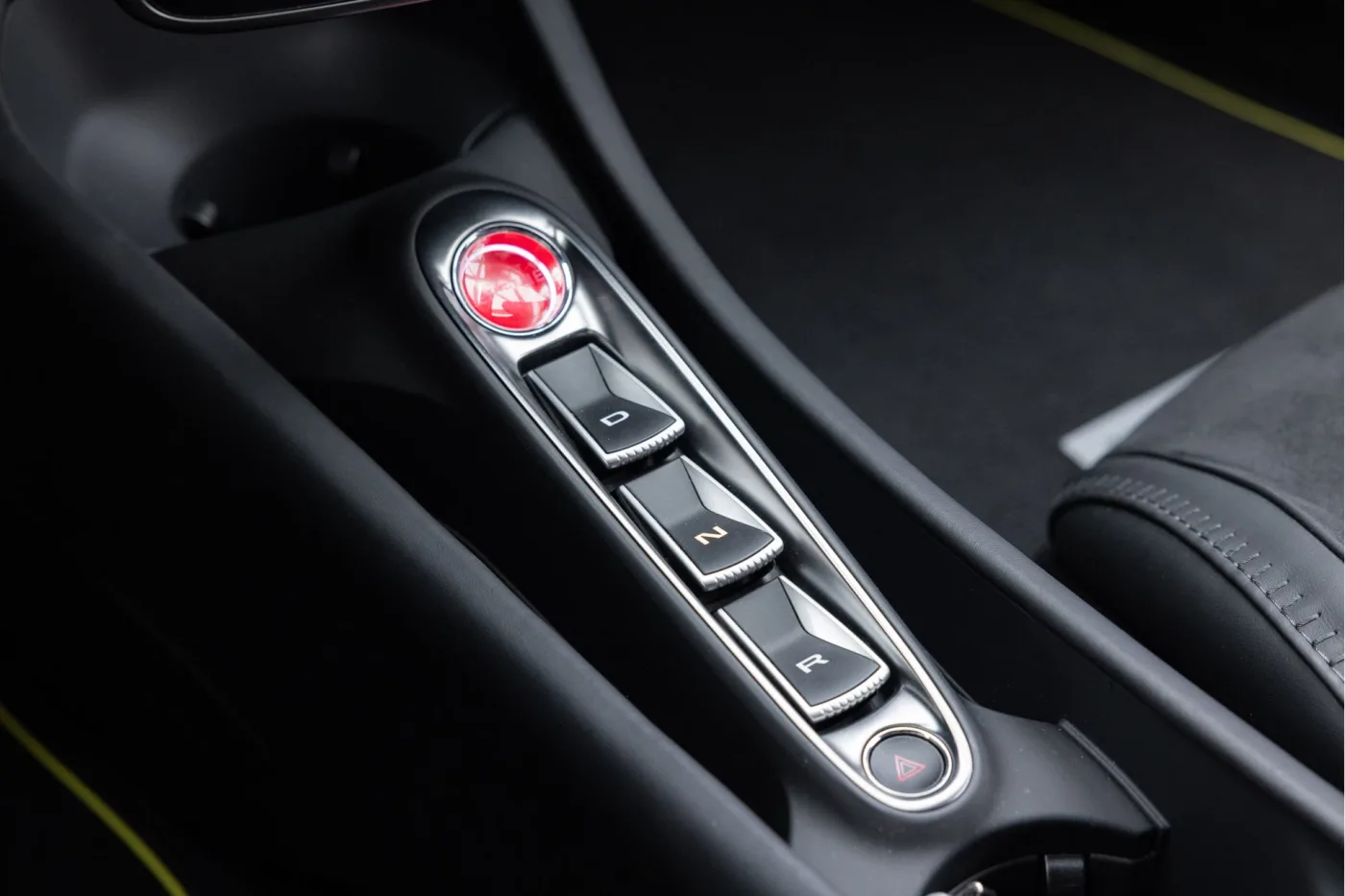2023 McLaren Artura proposée par un concessionnaire agréé McLaren et Morgan à Utrecht, Pays-Bas, photo 16 sur 25