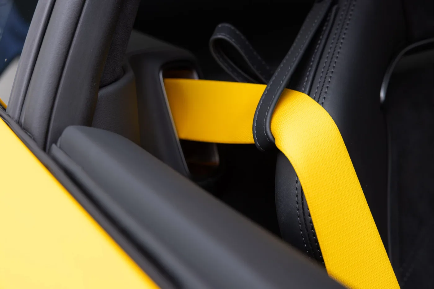 2023 McLaren Artura proposée par un concessionnaire agréé McLaren et Morgan à Utrecht, Pays-Bas, photo 23 sur 25