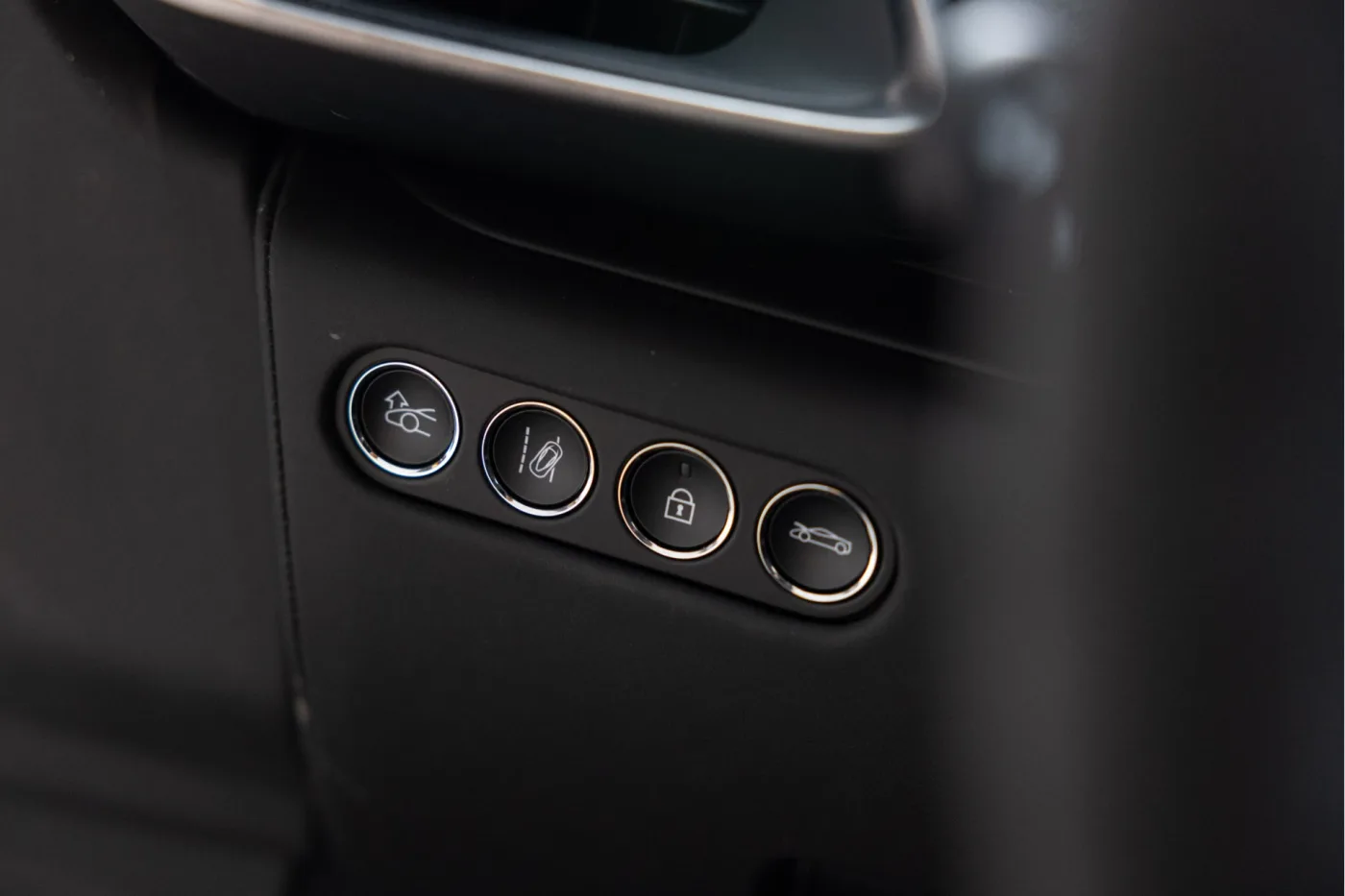 2023 McLaren Artura proposée par un concessionnaire agréé McLaren et Morgan à Utrecht, Pays-Bas, photo 24 sur 25