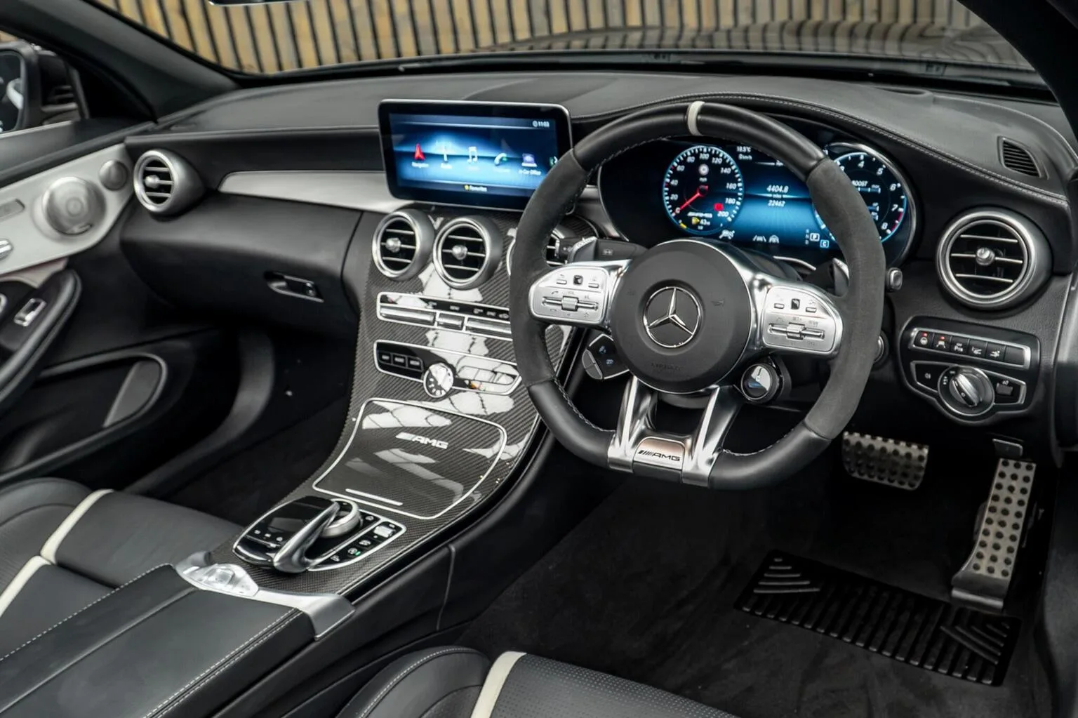 2023 Mercedes-AMG C 63 S Cabriolet Night Edition, 22/30