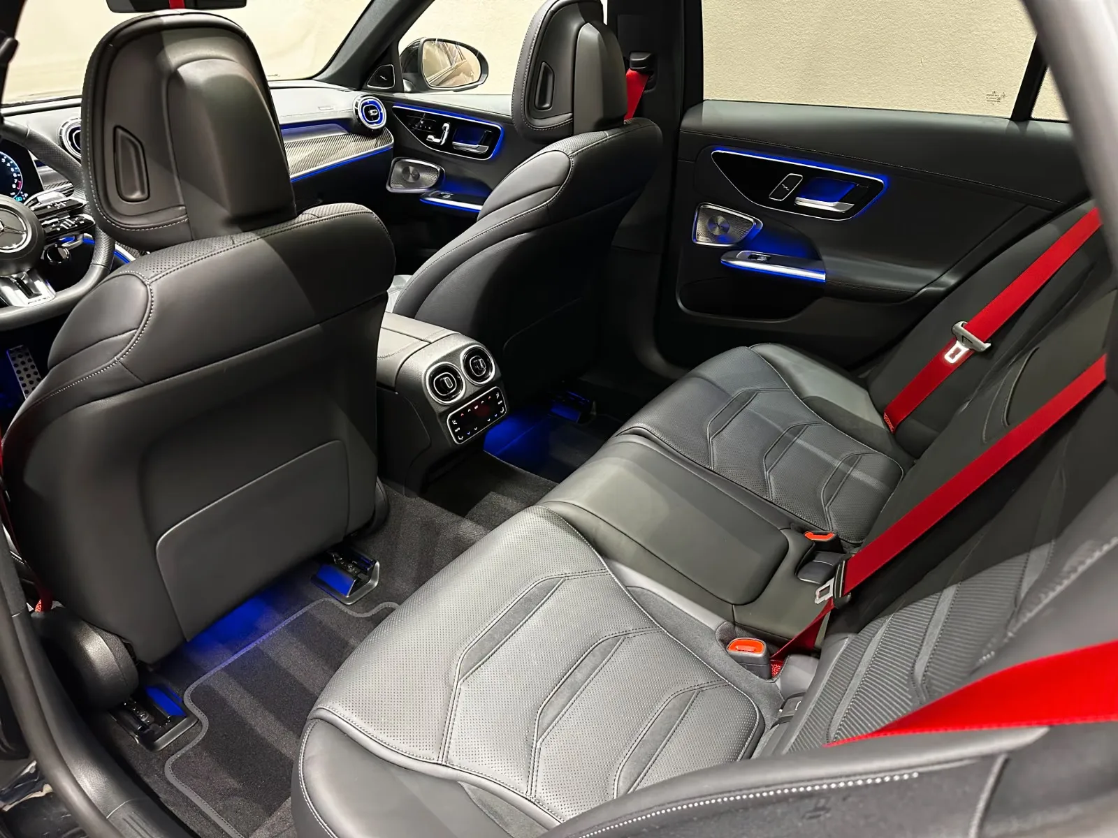 2023 Mercedes-AMG C 63 S E Performance Estate, 13/26