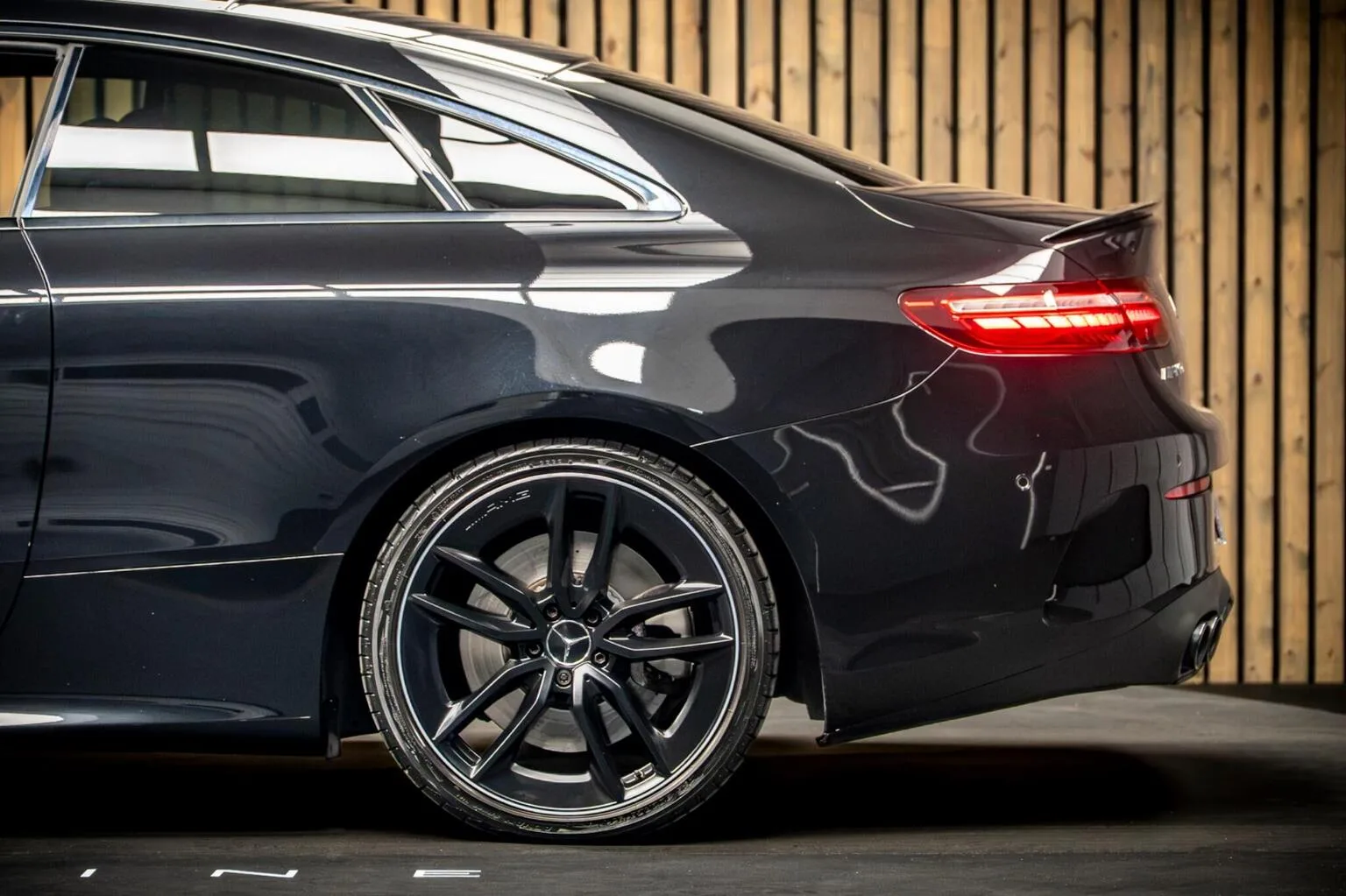 2023 Mercedes-AMG E 53 Coupé Night Edition, 17/30