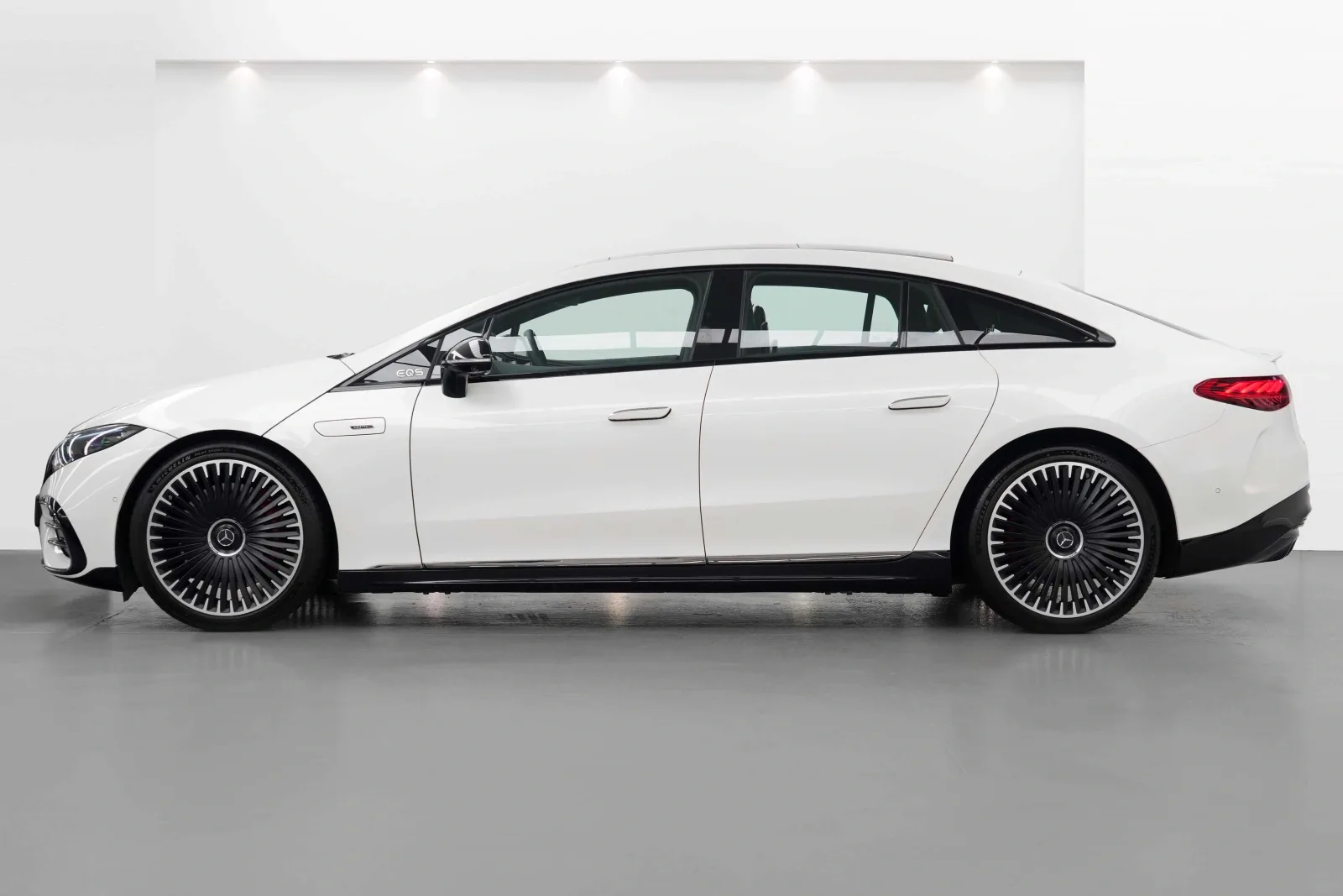 2023 Mercedes-AMG EQS 53 4MATIC+, 2/15