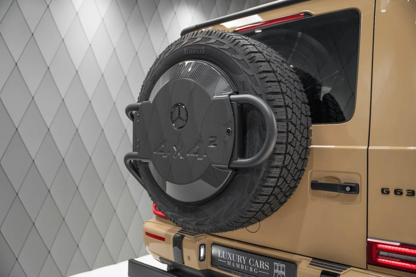 2023 Mercedes-AMG G 63 4x4² proposée par un spécialiste de la supercar à Schenefeld, Allemagne, photo 10 sur 25