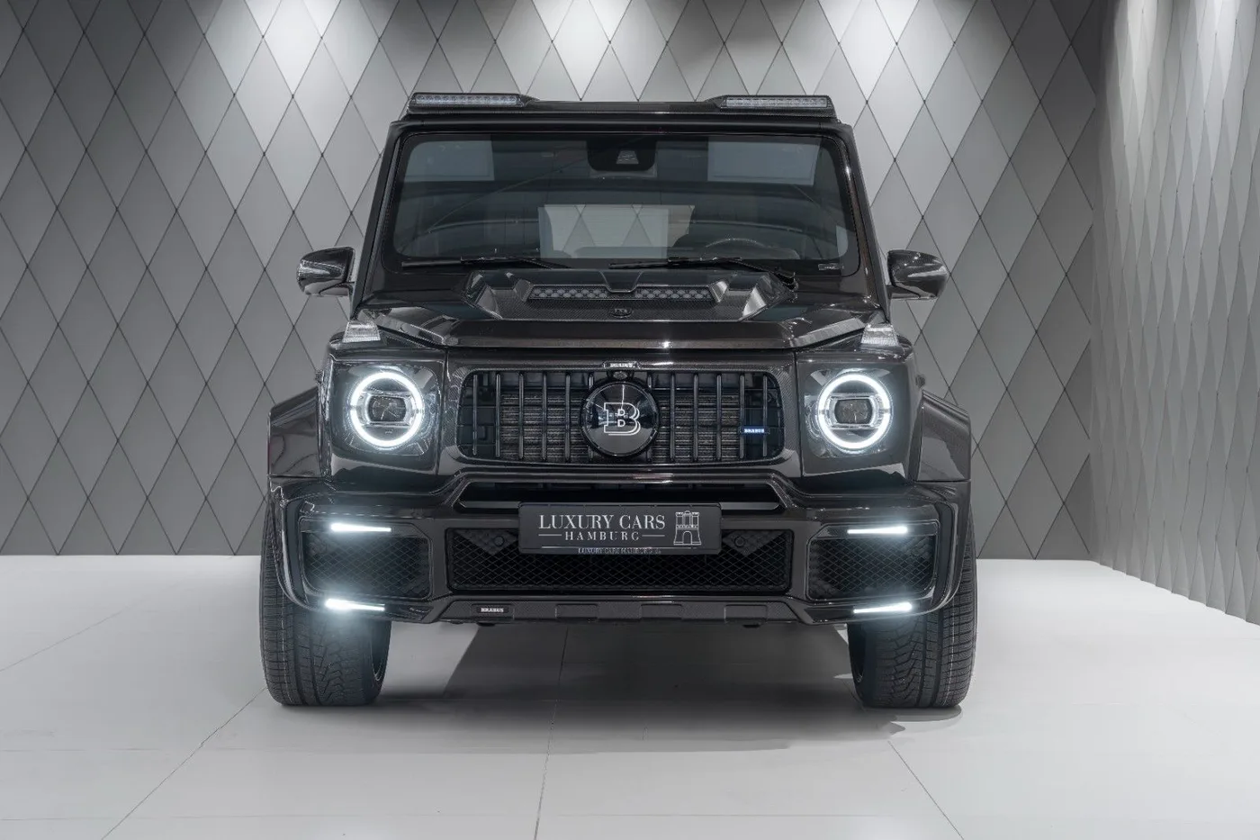 2023 Brabus G 900 angeboten von einem Supersportwagenhändler in Schenefeld, Deutschland, Foto 2 von 25