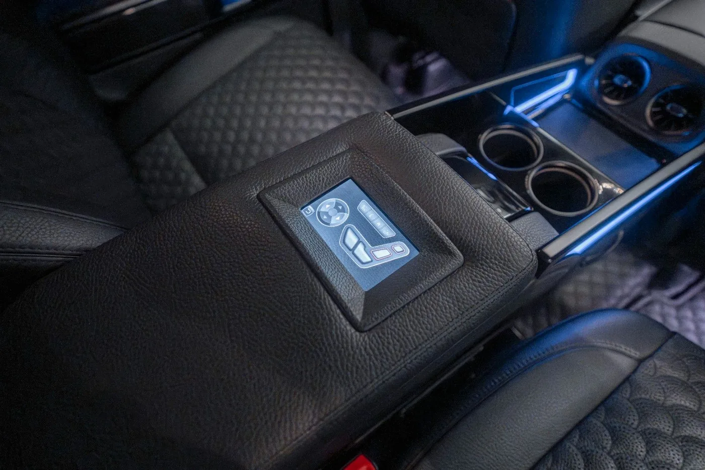 2023 Brabus G 900 angeboten von einem Supersportwagenhändler in Schenefeld, Deutschland, Foto 24 von 25