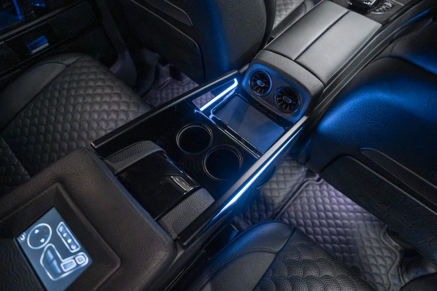 2023 Brabus G 900 angeboten von einem Supersportwagenhändler in Schenefeld, Deutschland, Foto 25 von 25